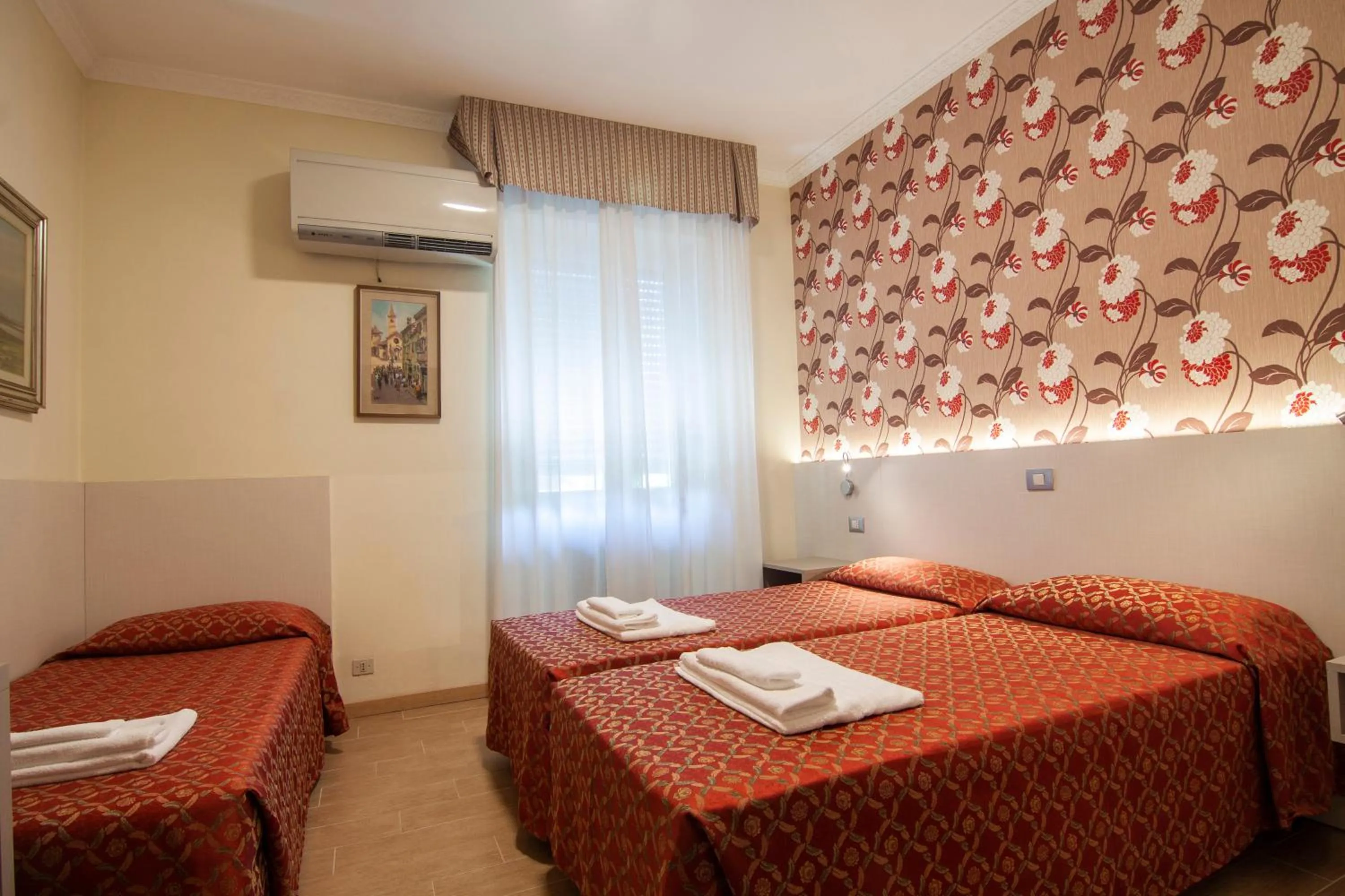 Bed in Hotel Dei Fiori