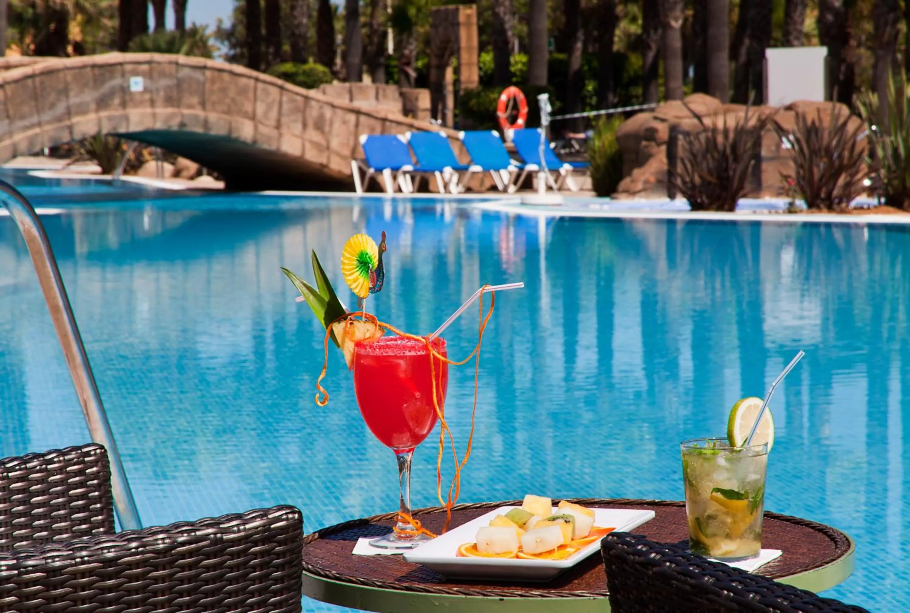 Swimming pool in Playacanela