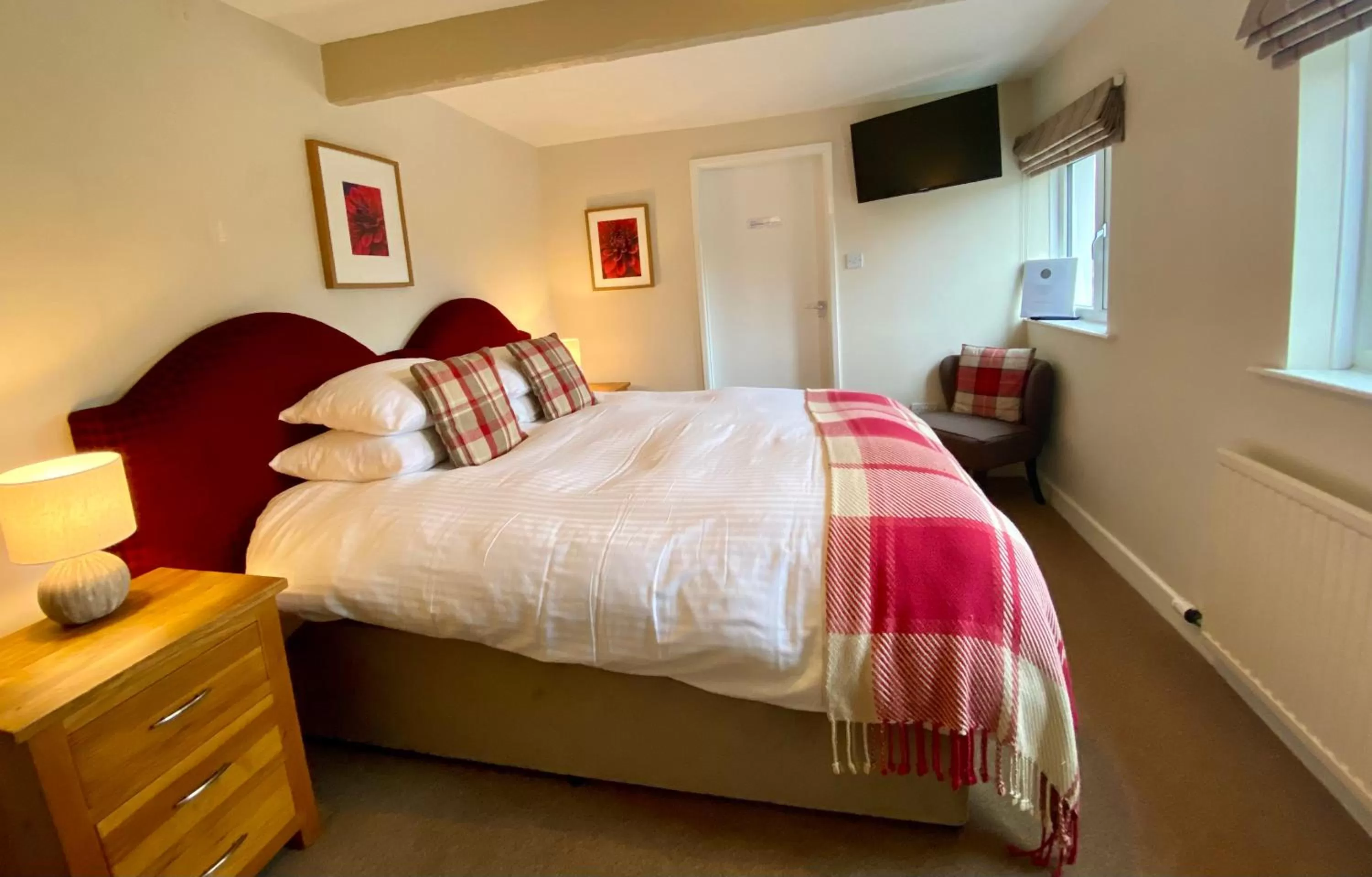 Bedroom, Bed in The Craven Arms