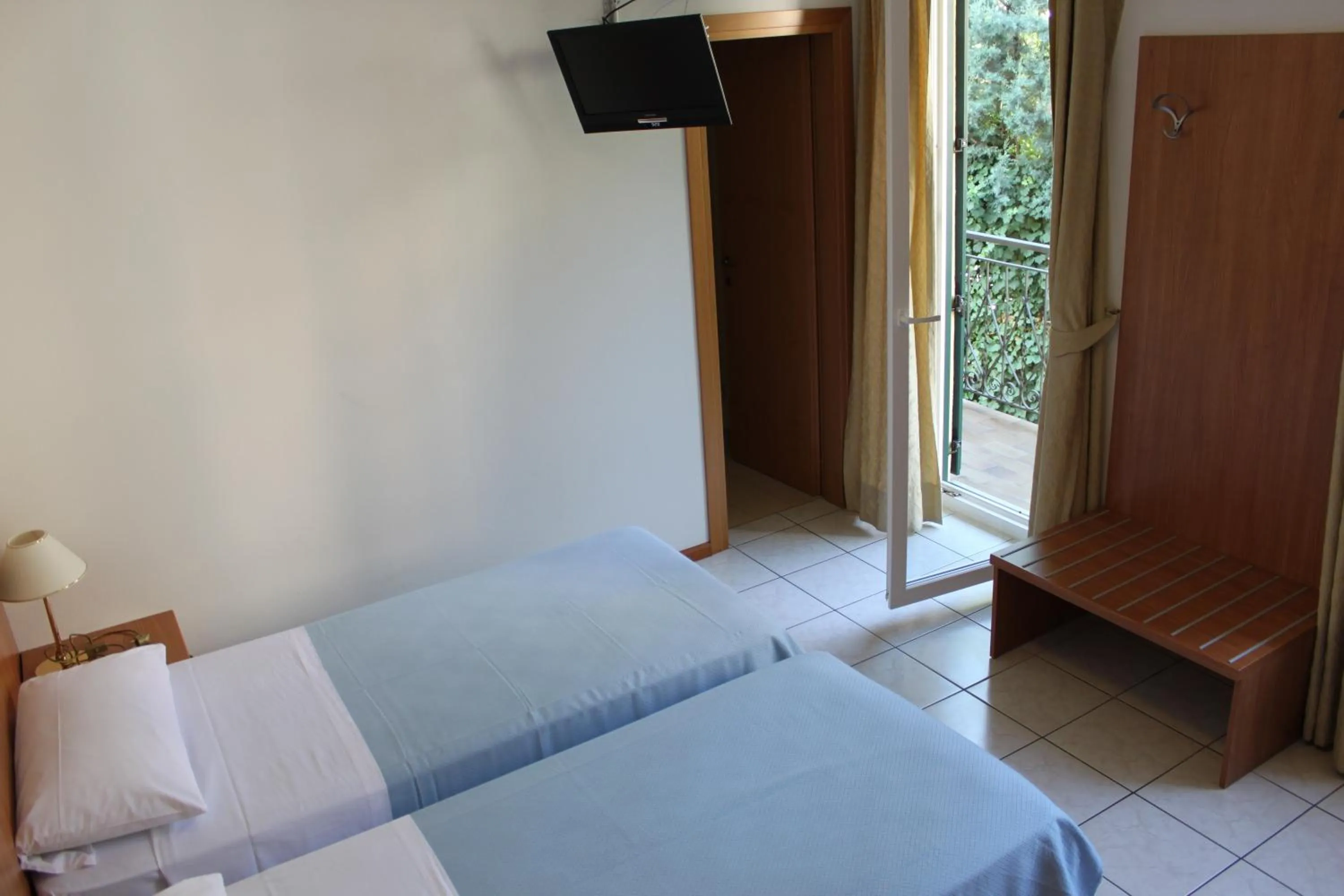 Bedroom, Bed in Albergo Hofer