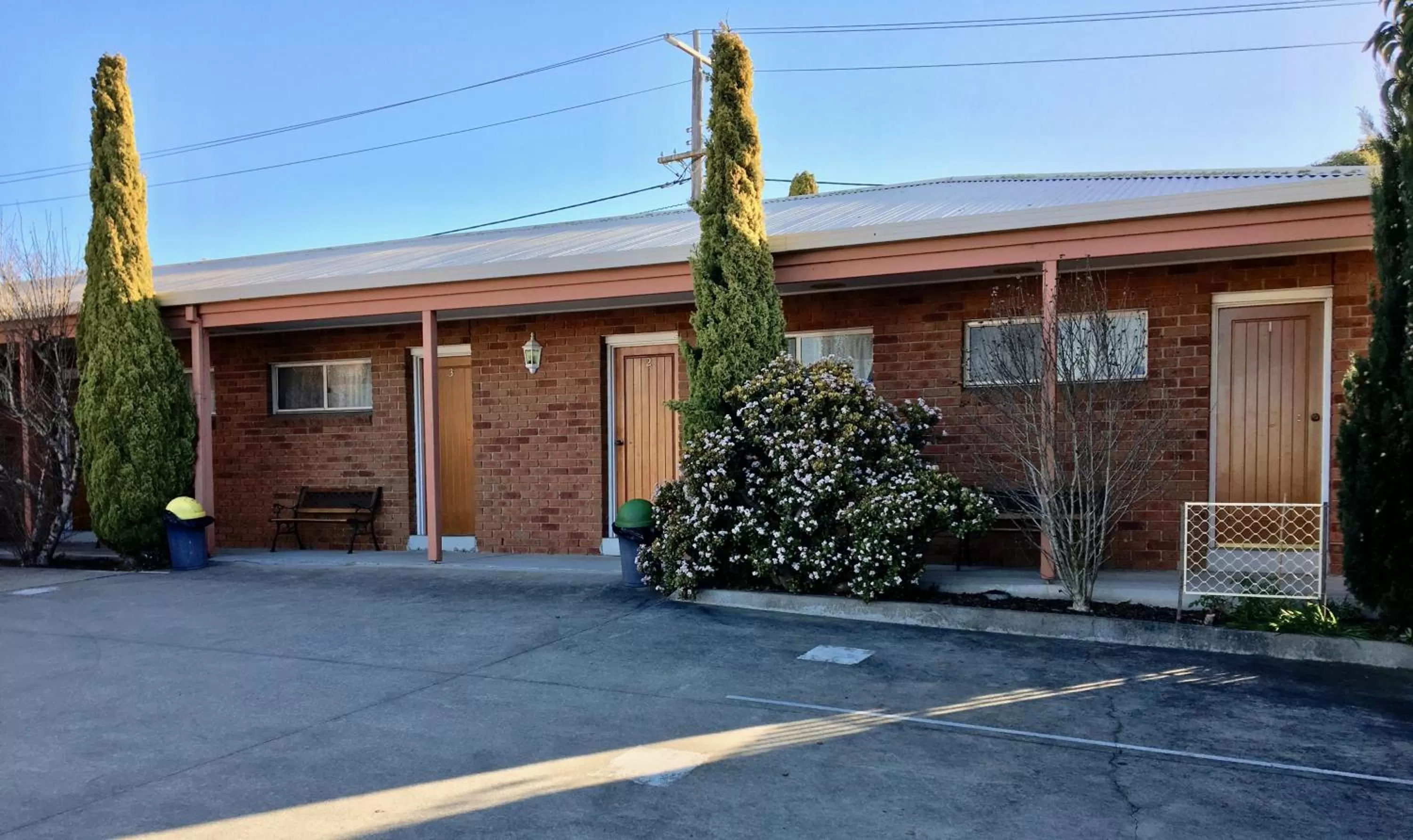 Garden, Property Building in Inverloch Central Motor Inn