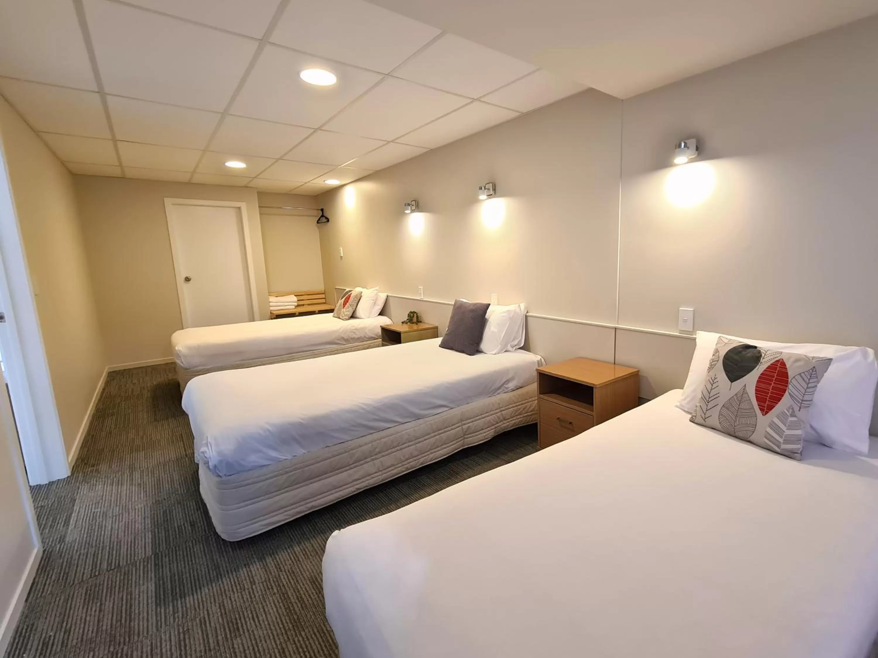 Bedroom, Bed in The Garden Hotel