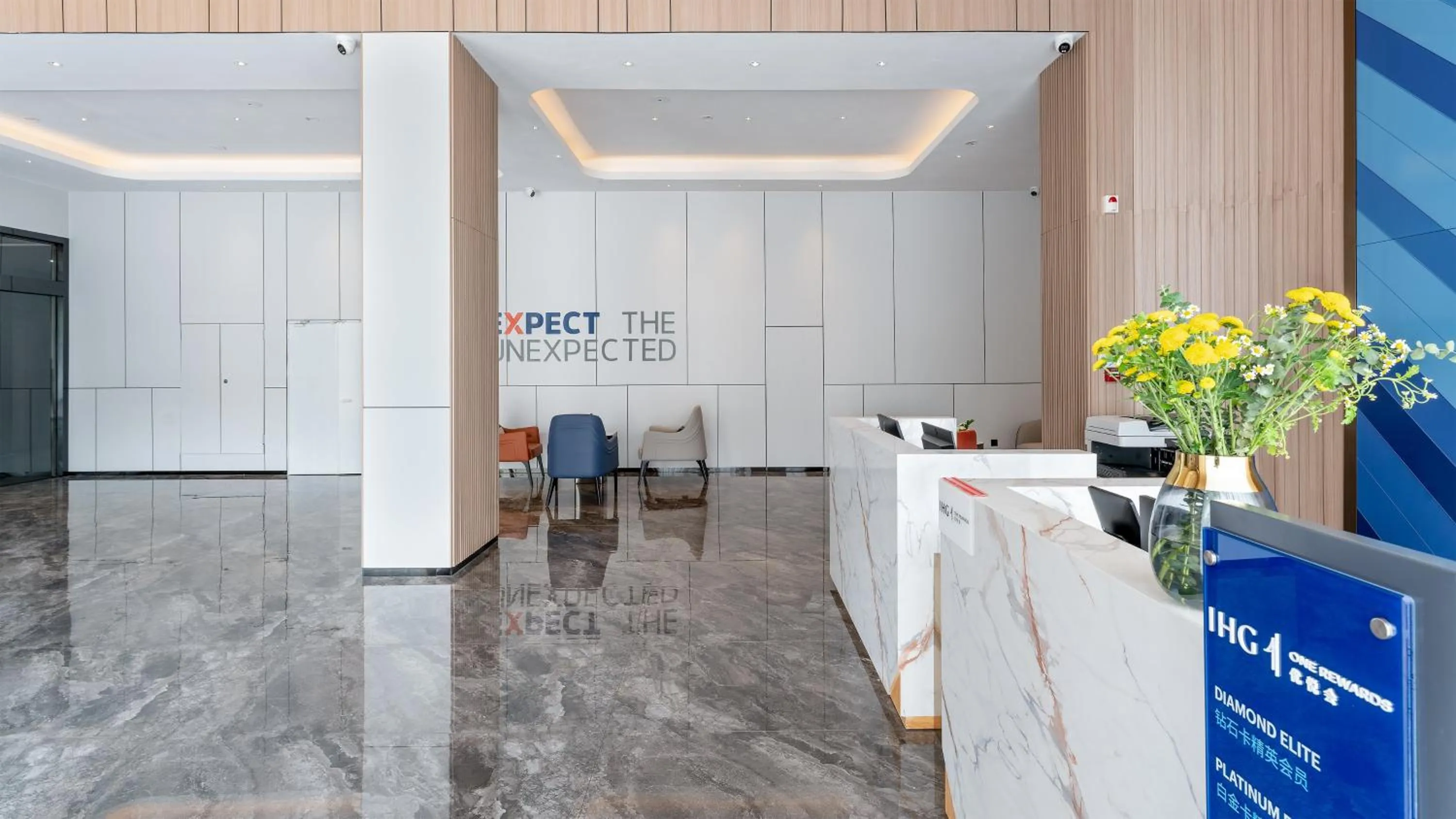 Property building in Holiday Inn Express Nanning Convention&Exhibition