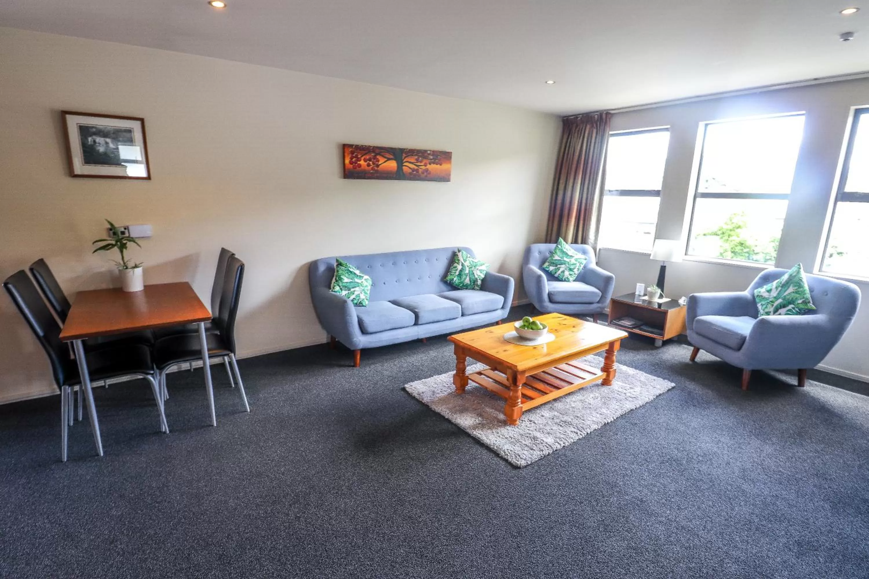 Living room in Coleraine Suites & Apartments