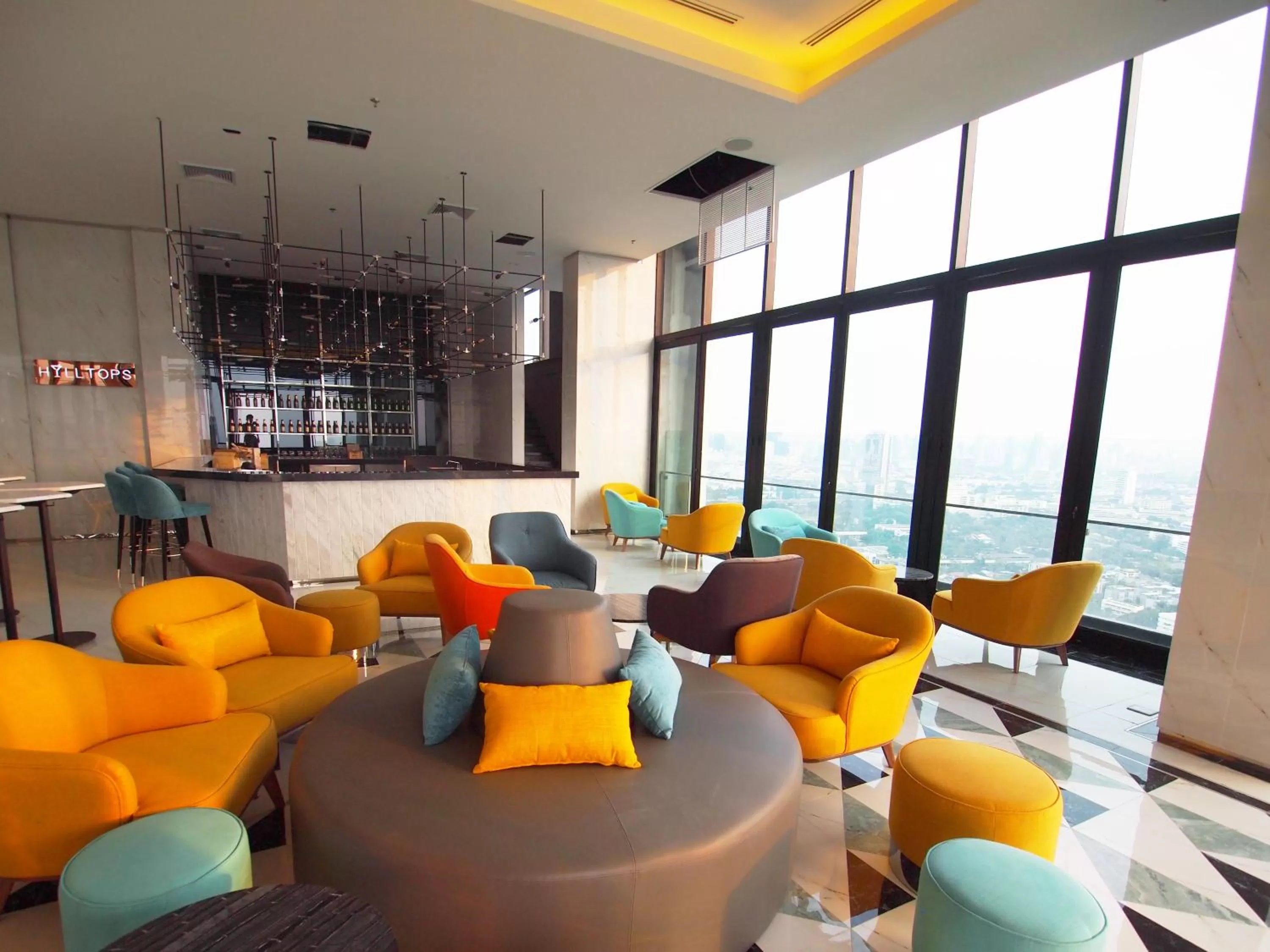 Restaurant/places to eat in The Quarter Ari by UHG