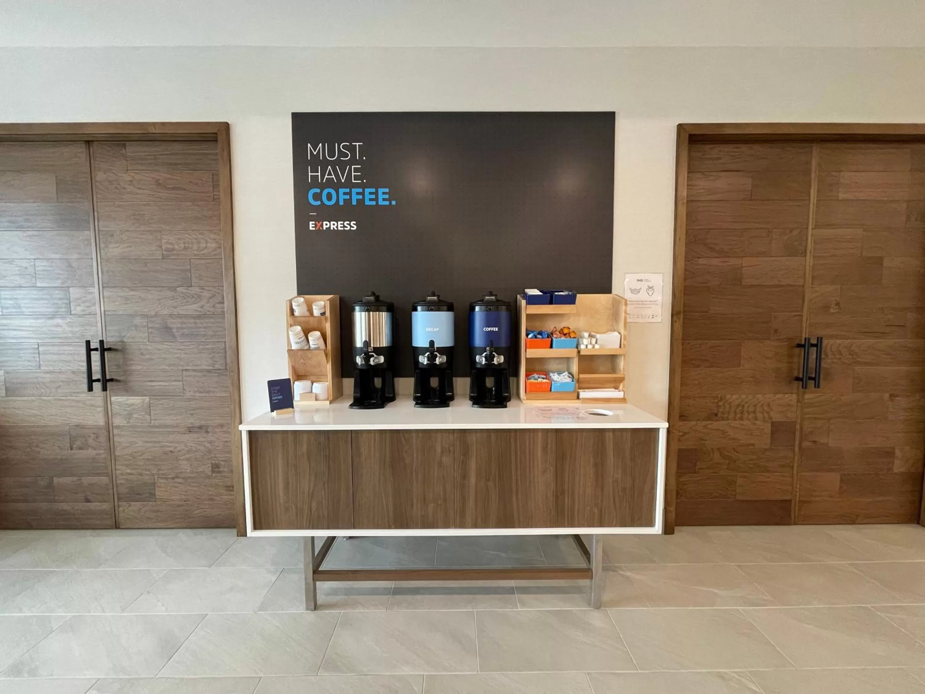 Bedroom in Holiday Inn Express & Suites - Ft. Smith - Airport by IHG