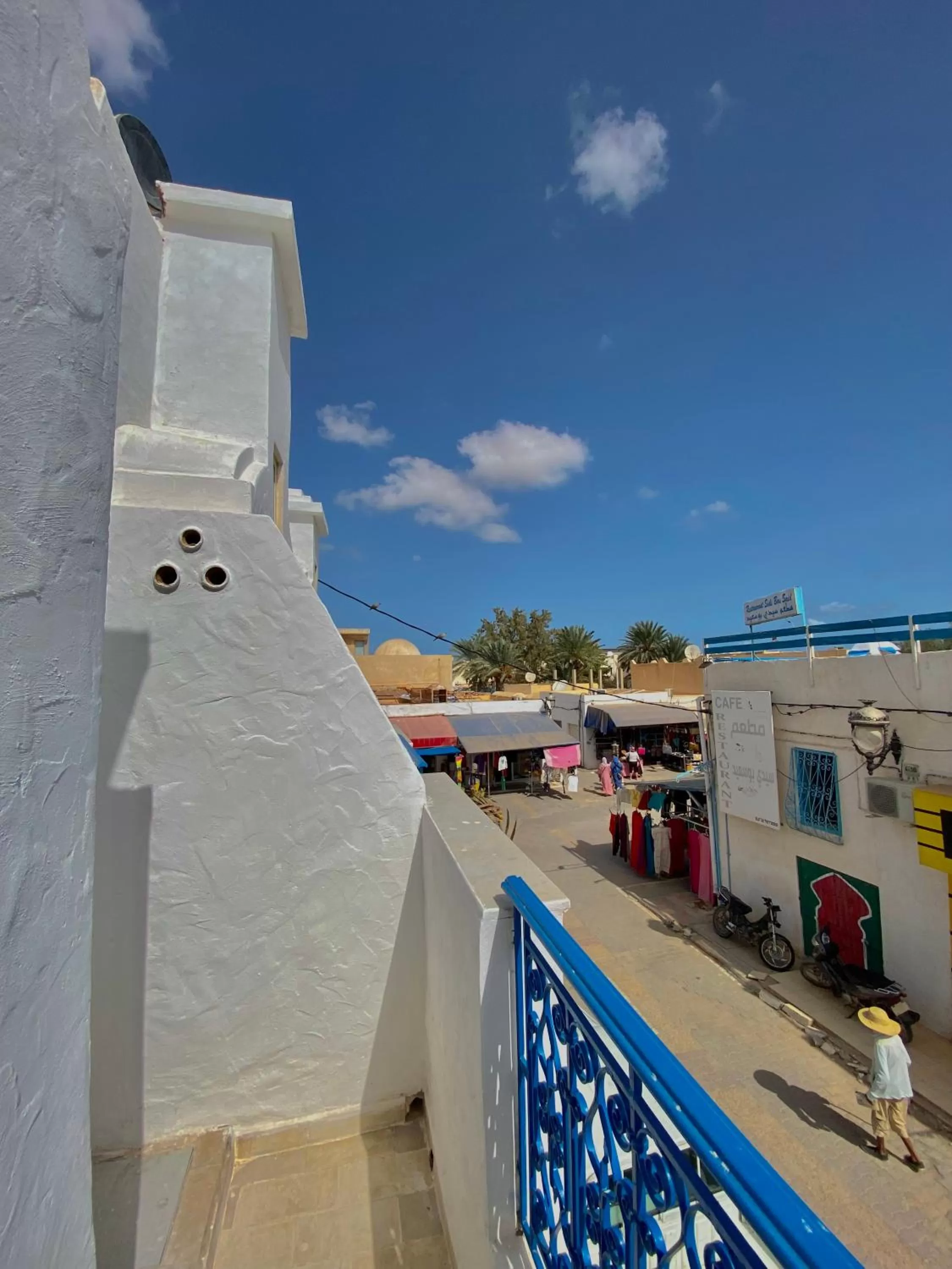 Balcony/Terrace in Hôtel Djerba Authentique - Au centre de Midoun