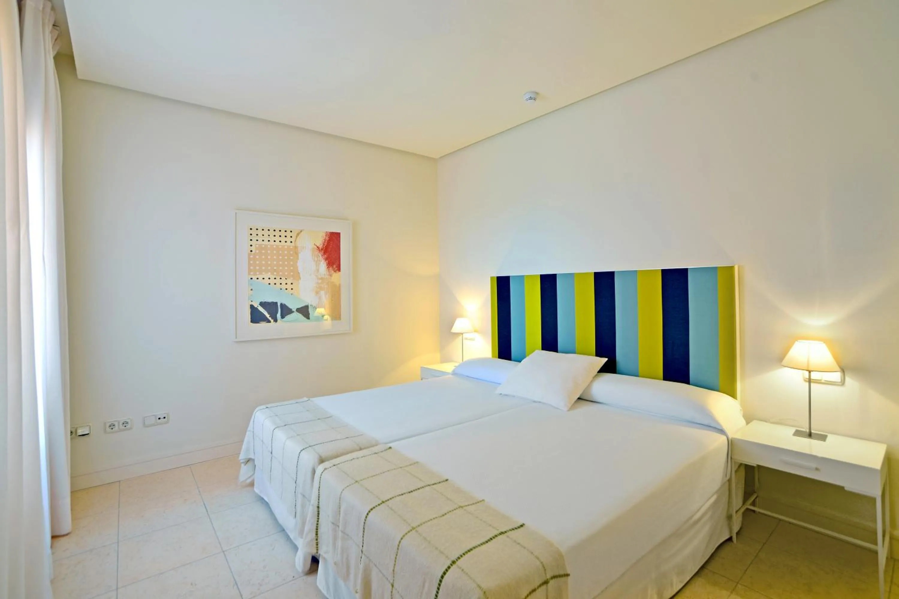 Bedroom, Bed in Aparthotel Novo Resort