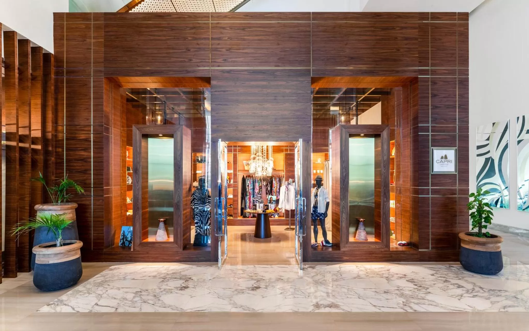 On-site shops in Grand Plaza Mövenpick Media City