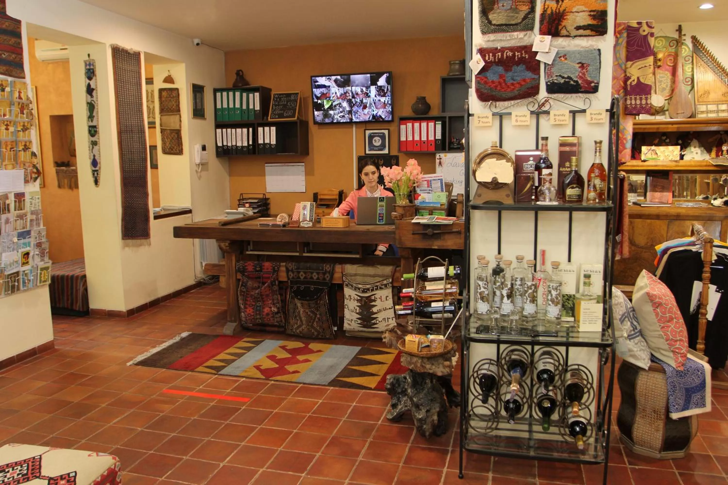 Lobby or reception in Silk Road Hotel