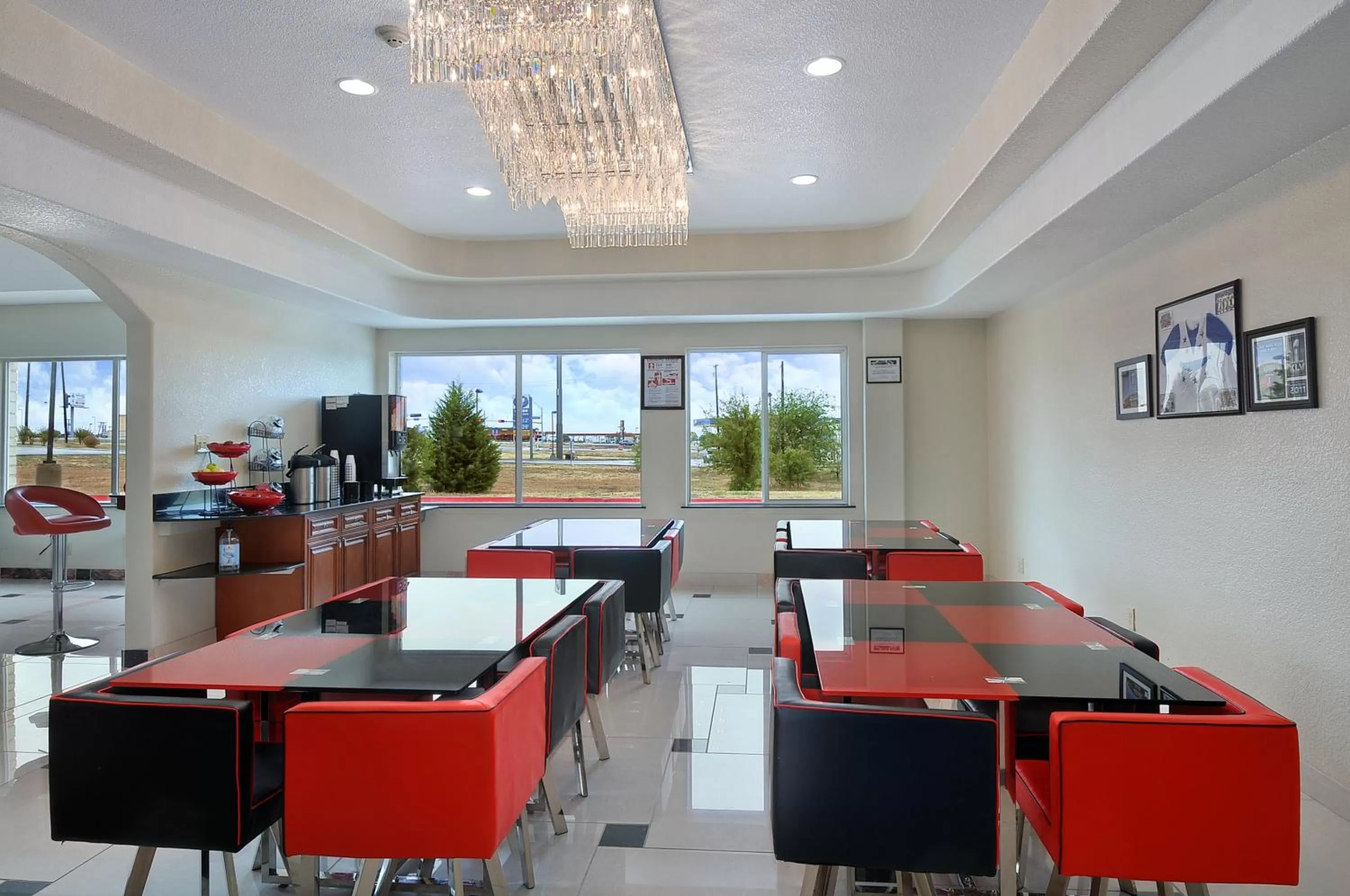 Restaurant/places to eat in Ramada by Wyndham South Waco