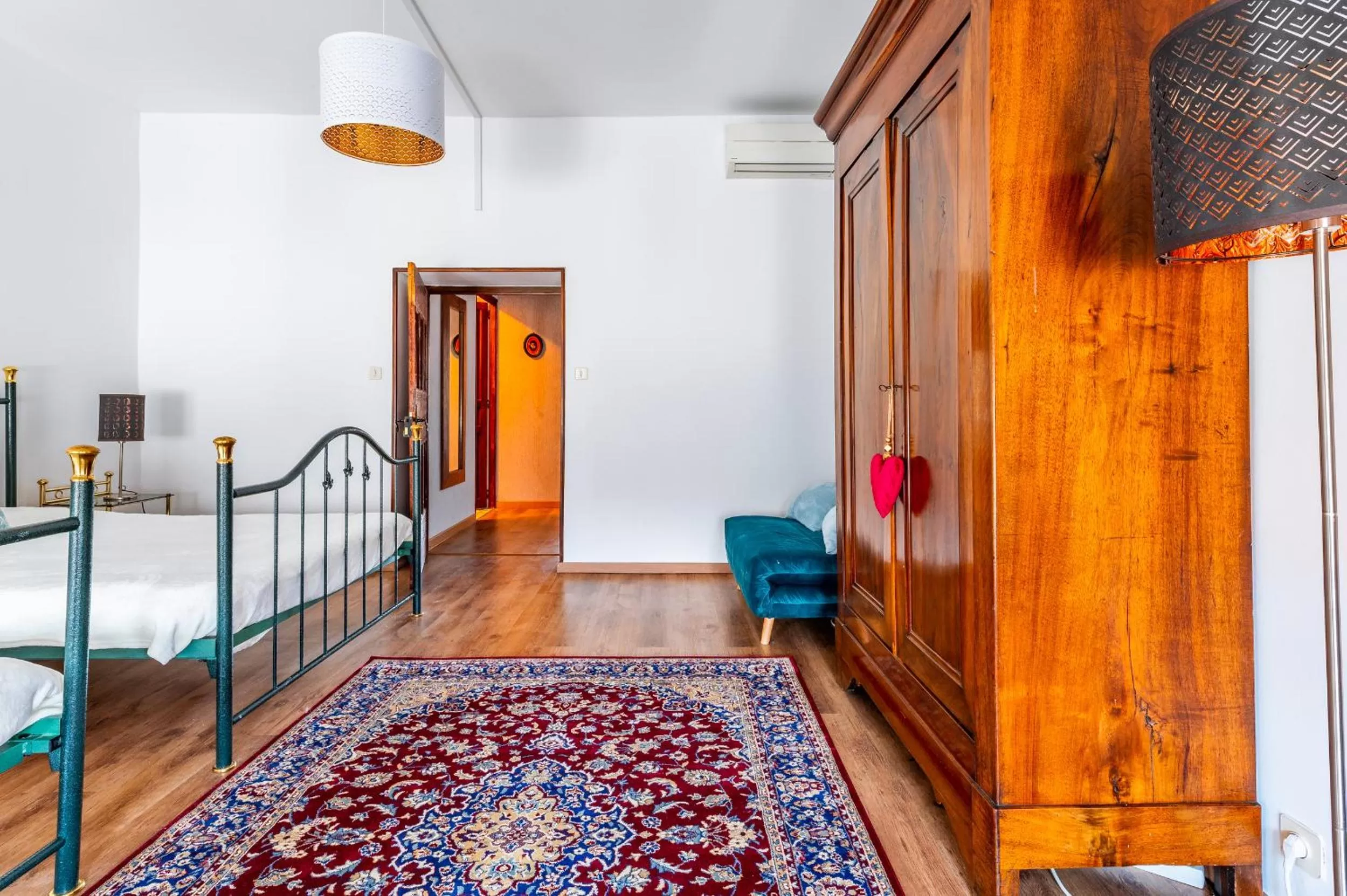 Bedroom, Bed in Maison d'hôtes Payan Champier