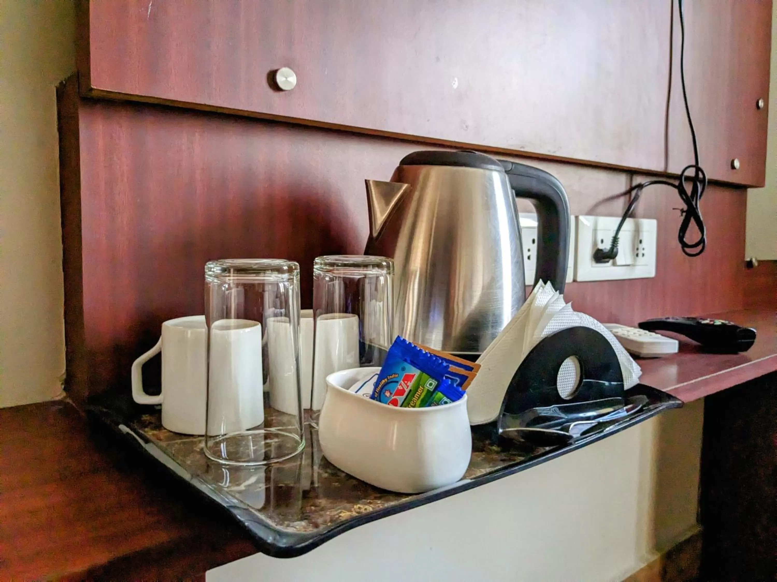 Coffee/tea facilities in The Aster Enclave Hotel