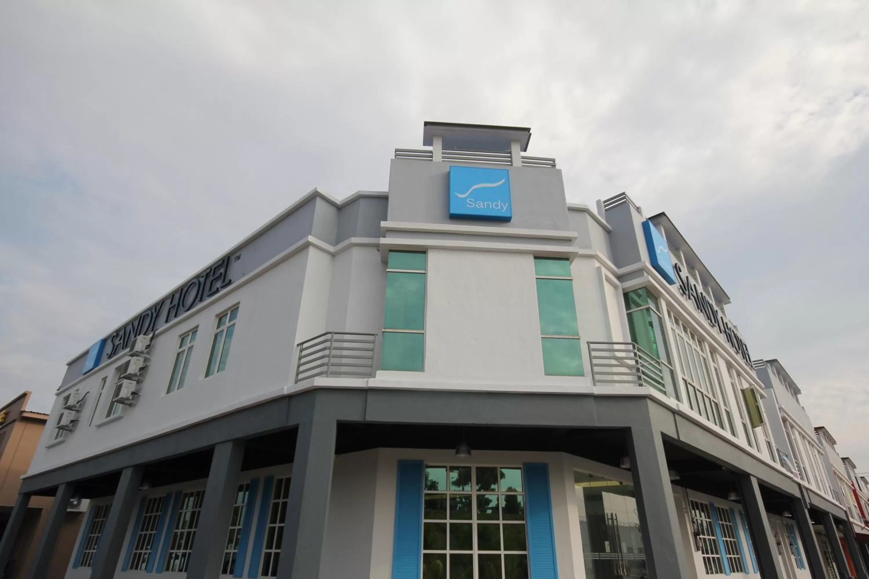 Facade/entrance in Sandy Hotel Malacca