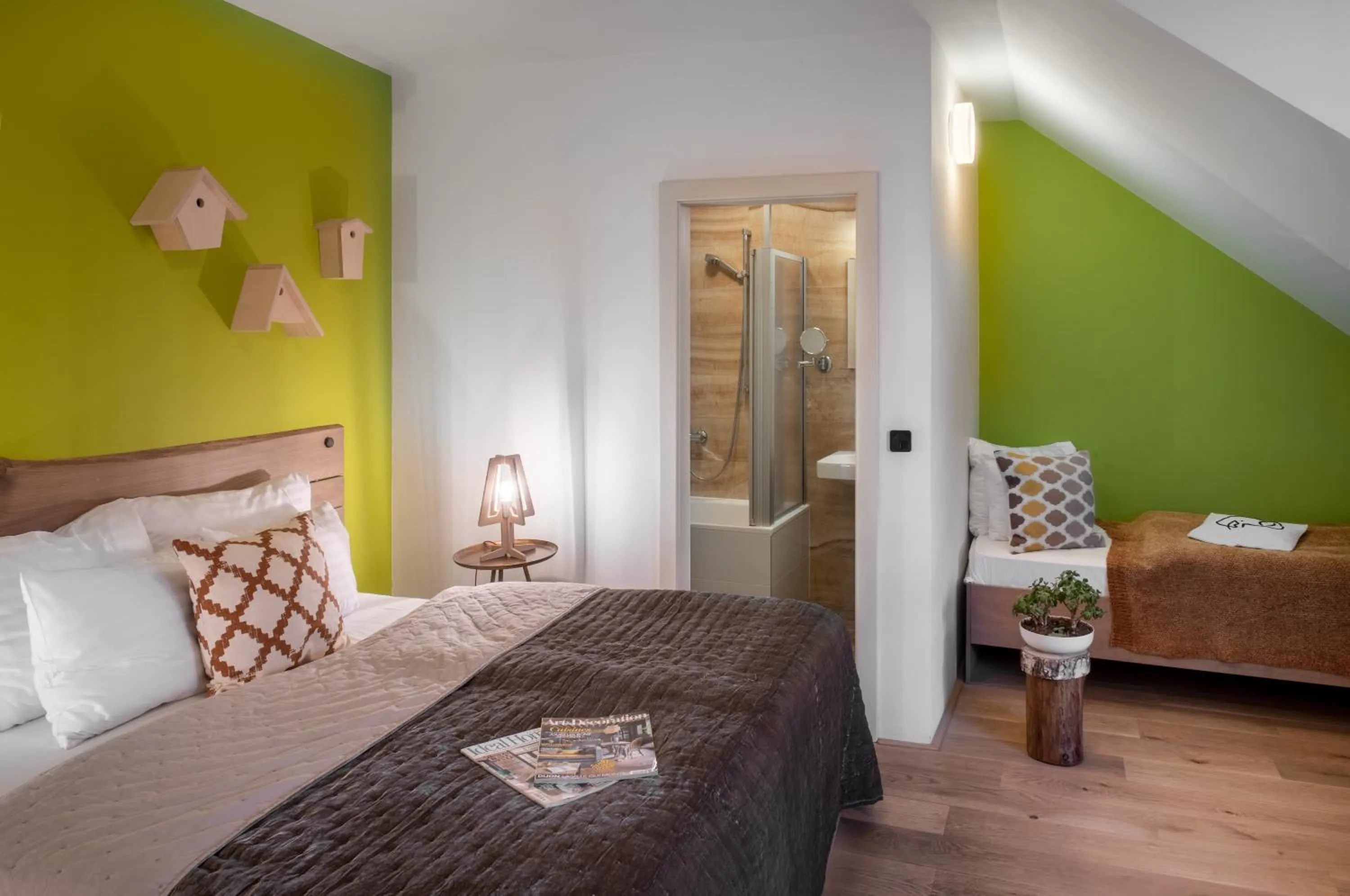 Bedroom, Bed in 4 Trees Apartments by Adrez