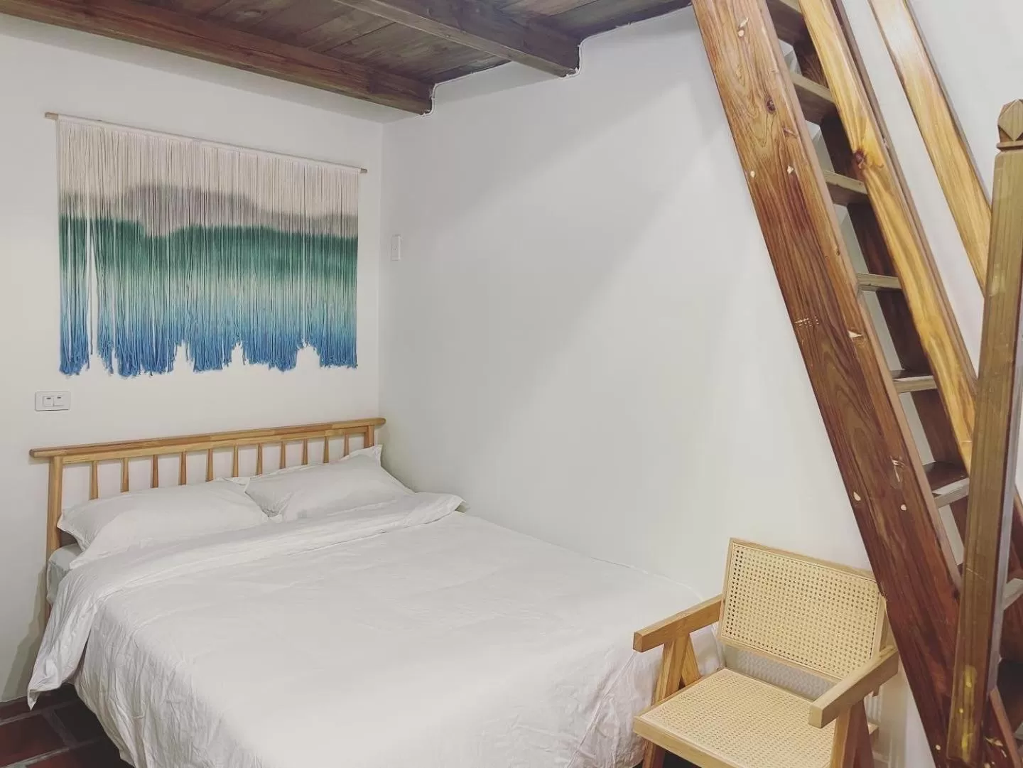 Bed in Zhu Shan Xian Ting