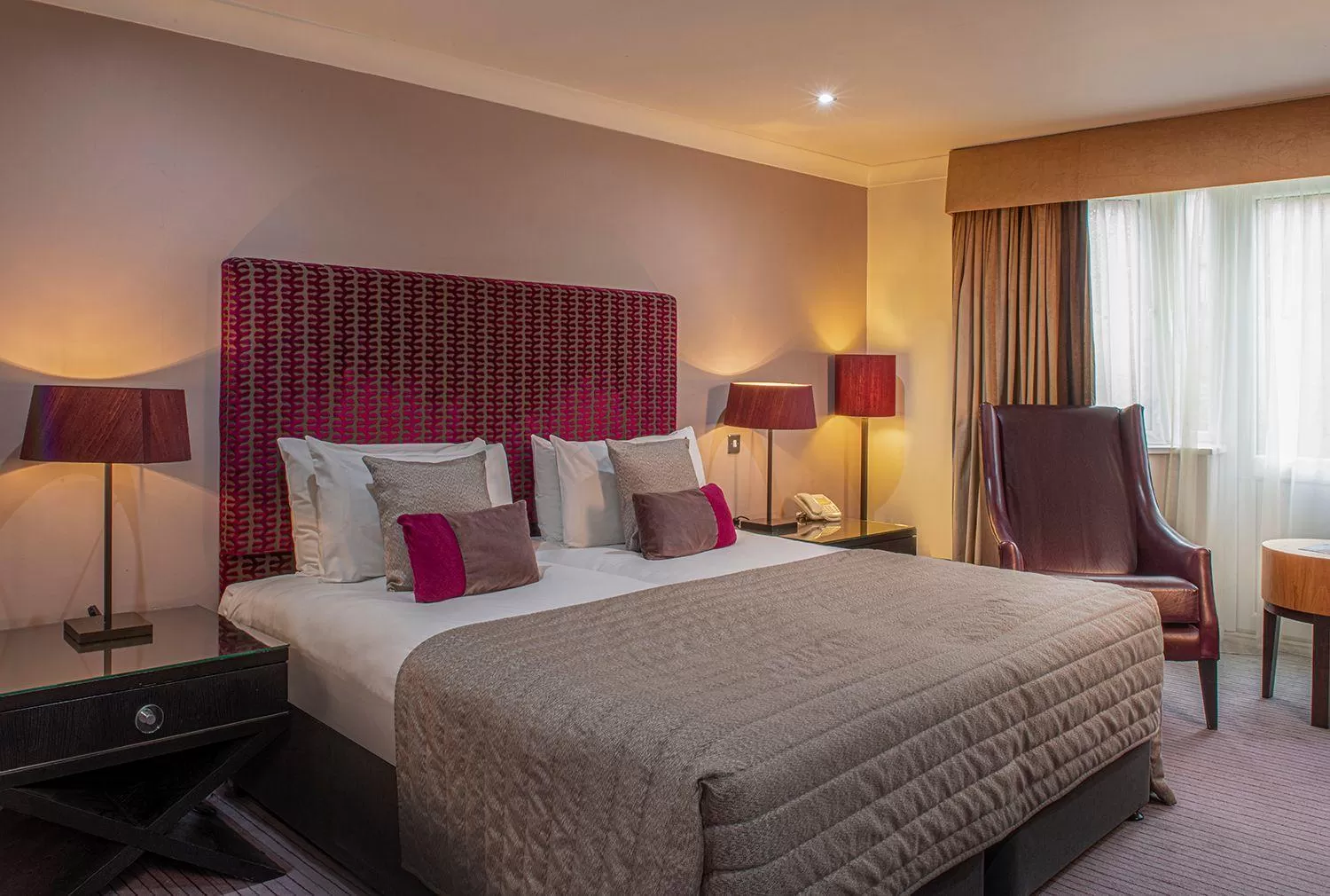 Seating area, Bed in Staverton Park Hotel & Golf Club