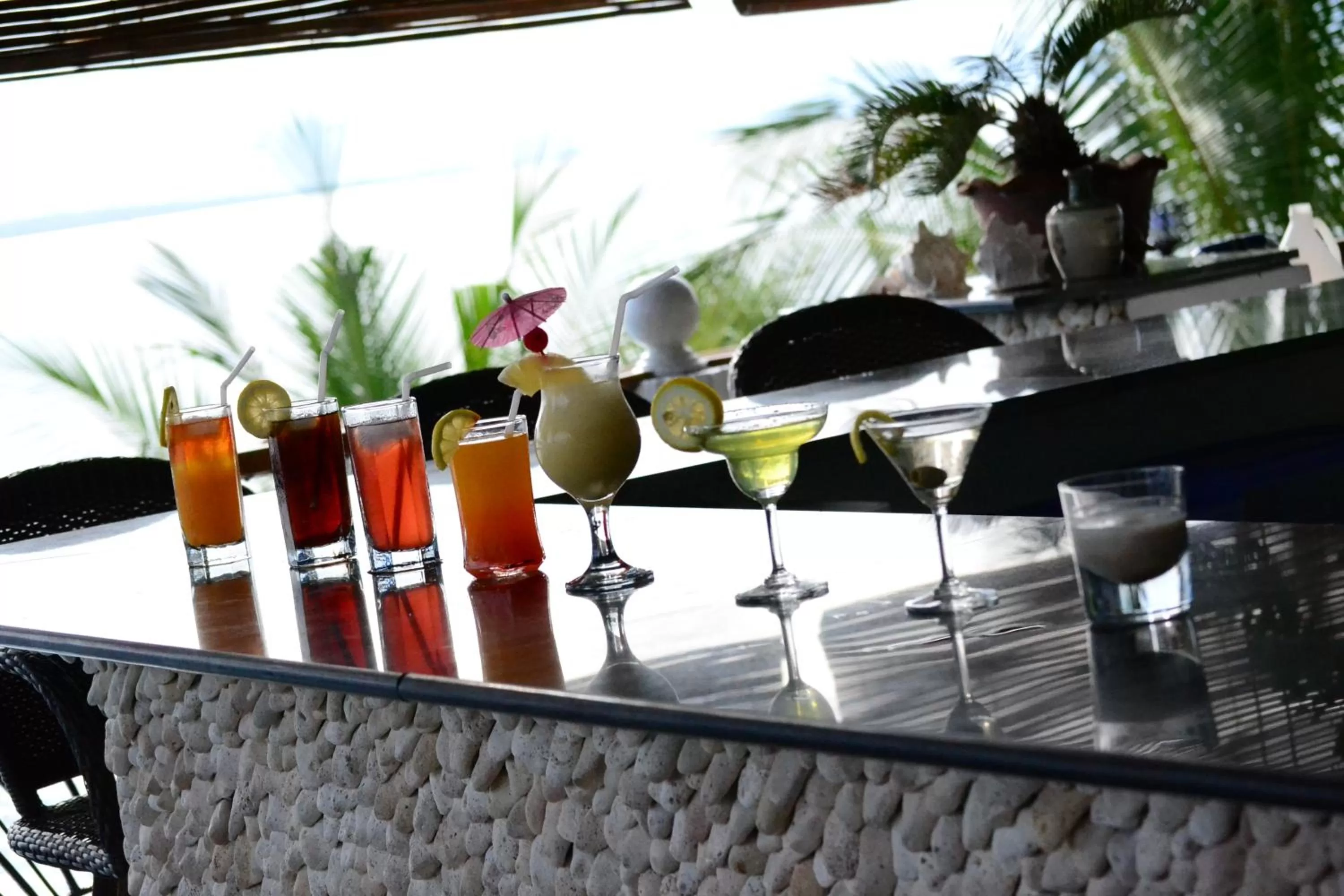 Lounge or bar in Eden Resort