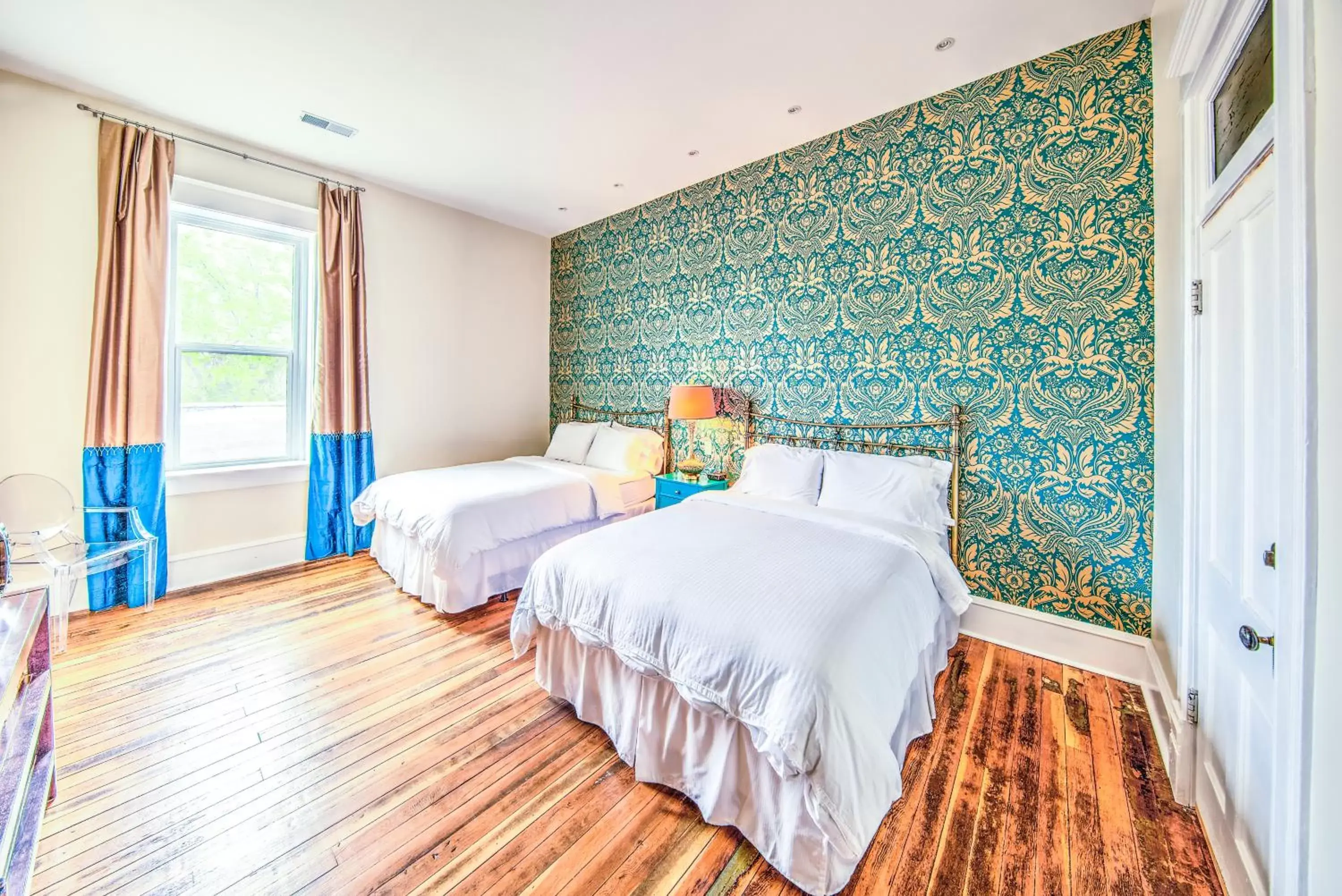 Deluxe Queen Room with Two Queen Beds in The Harkness Hotel Deluxe Queen Room with Two Queen Beds in The Harkness Hotel