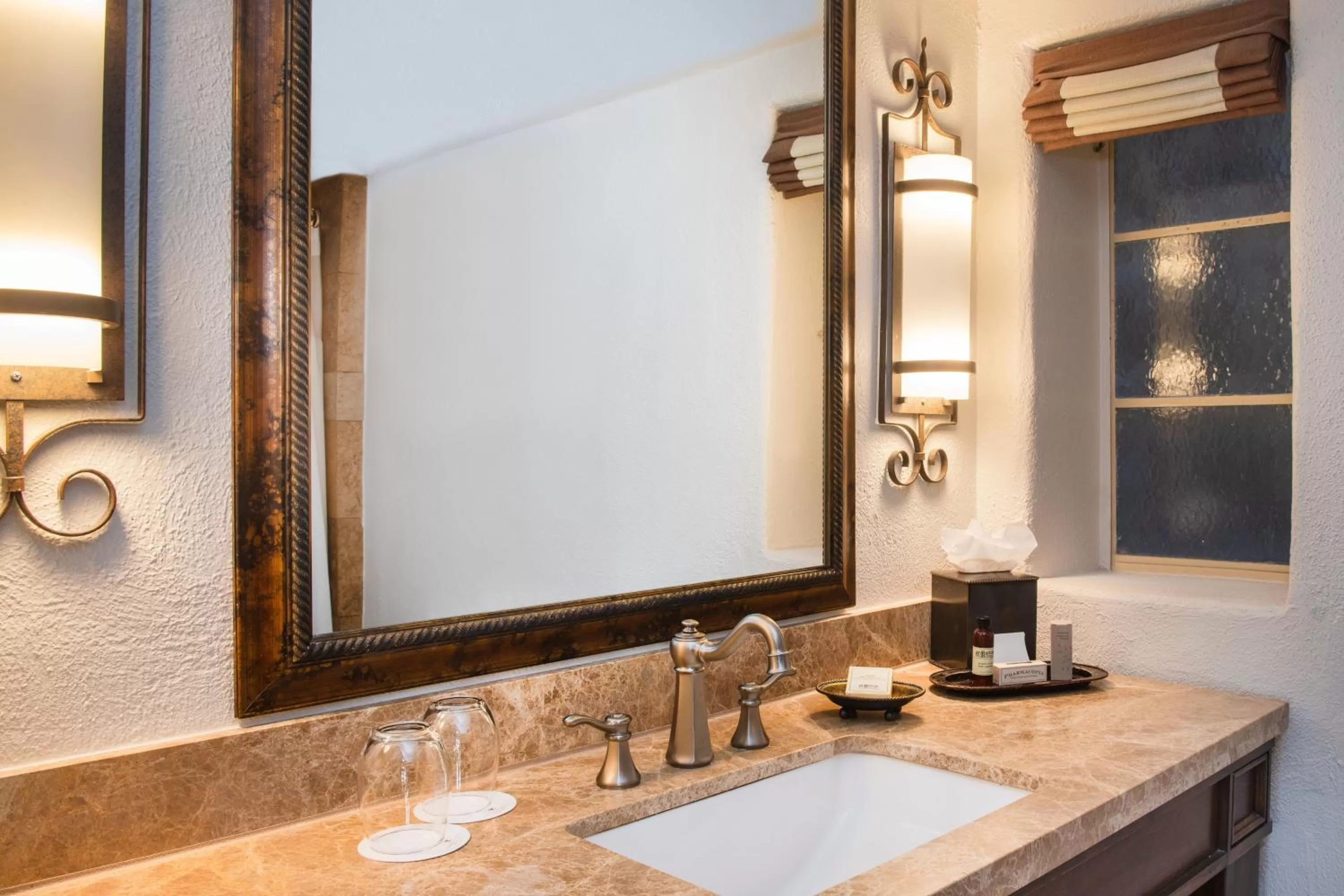 Bathroom in La Posada De Santa Fe, a Tribute Portfolio Resort & Spa
