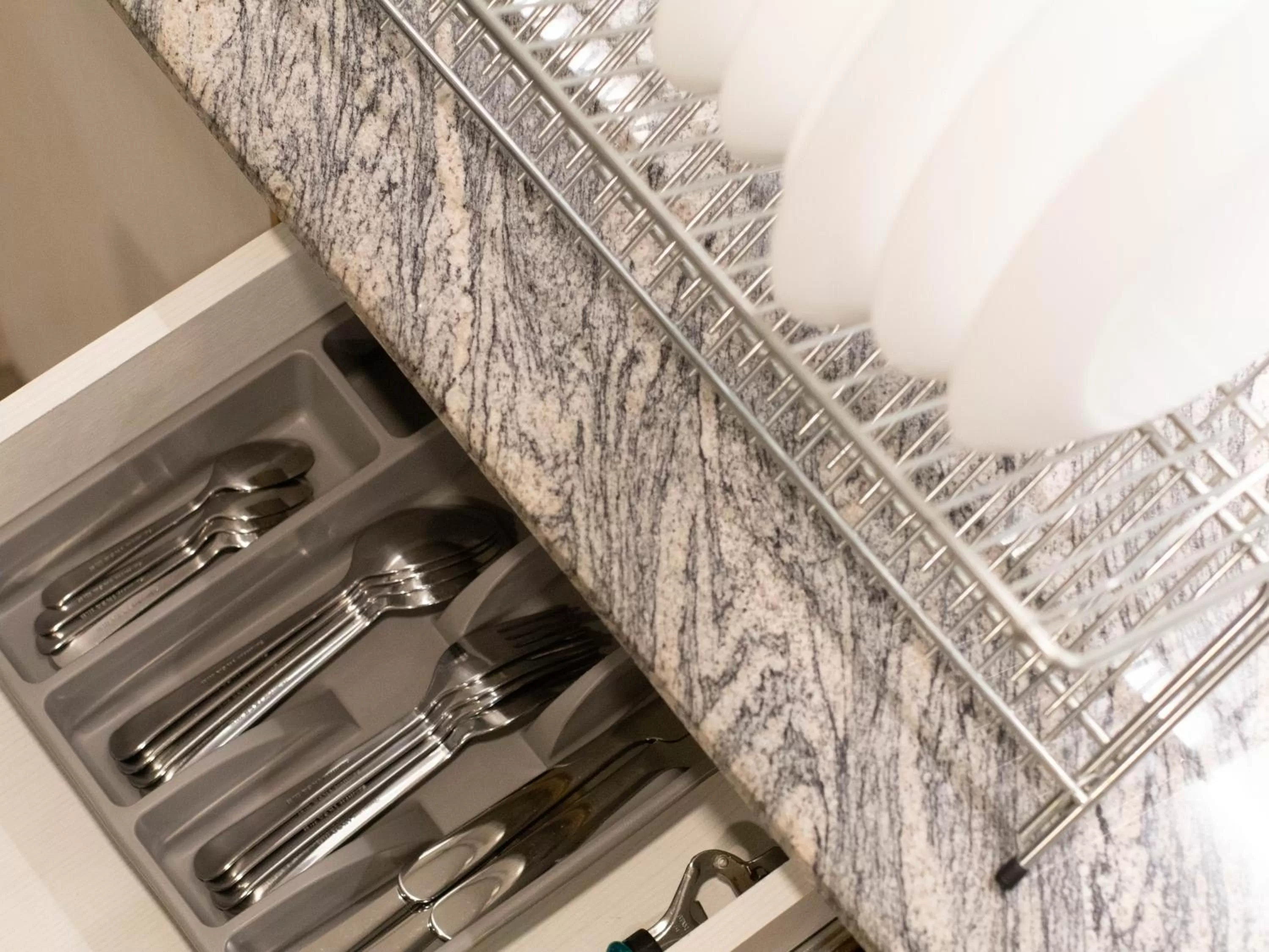 Kitchen or kitchenette in The Residence Rajtaevee Hotel