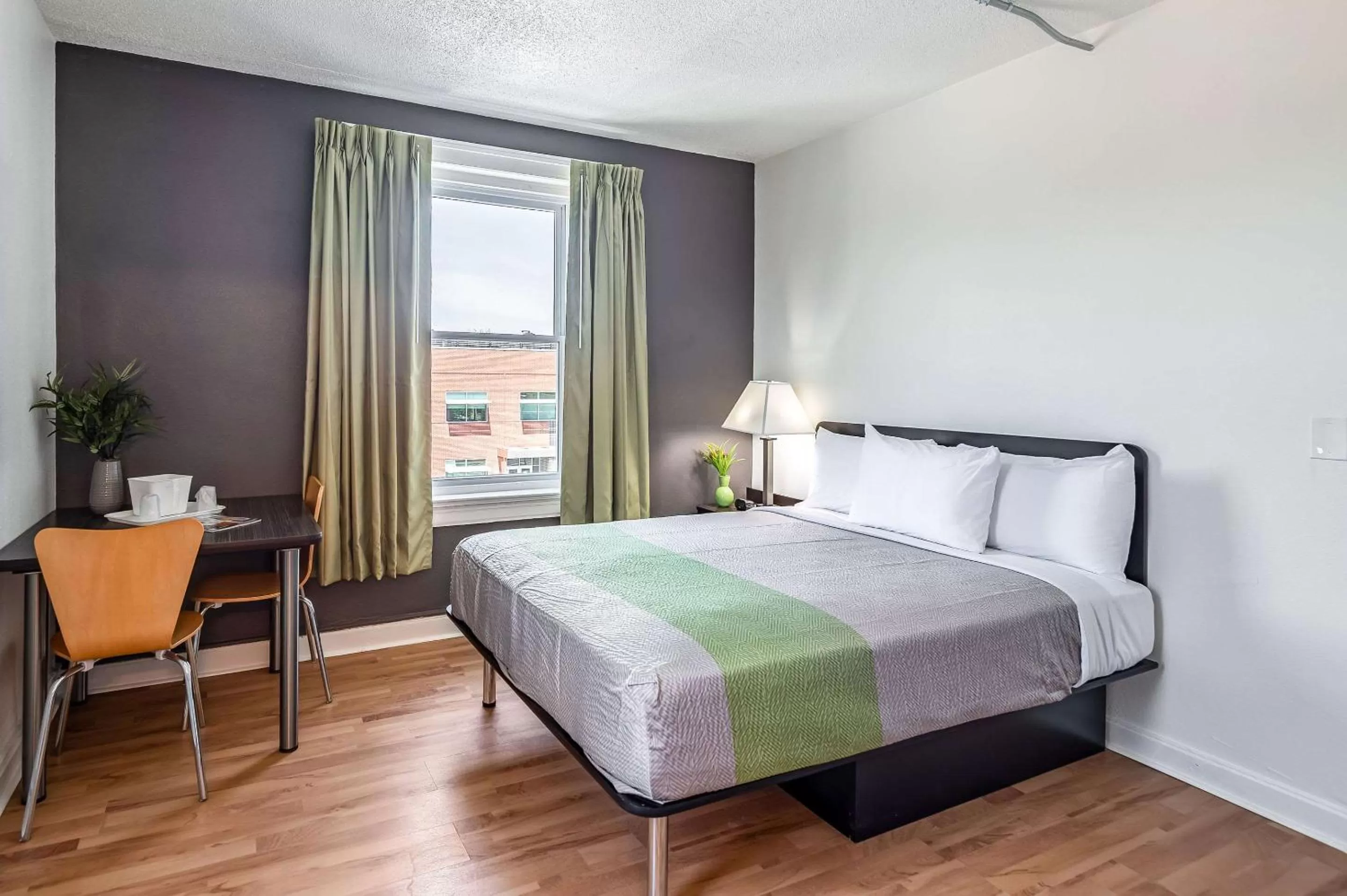 Photo of the whole room in Quality Inn & Suites Kansas City Downtown