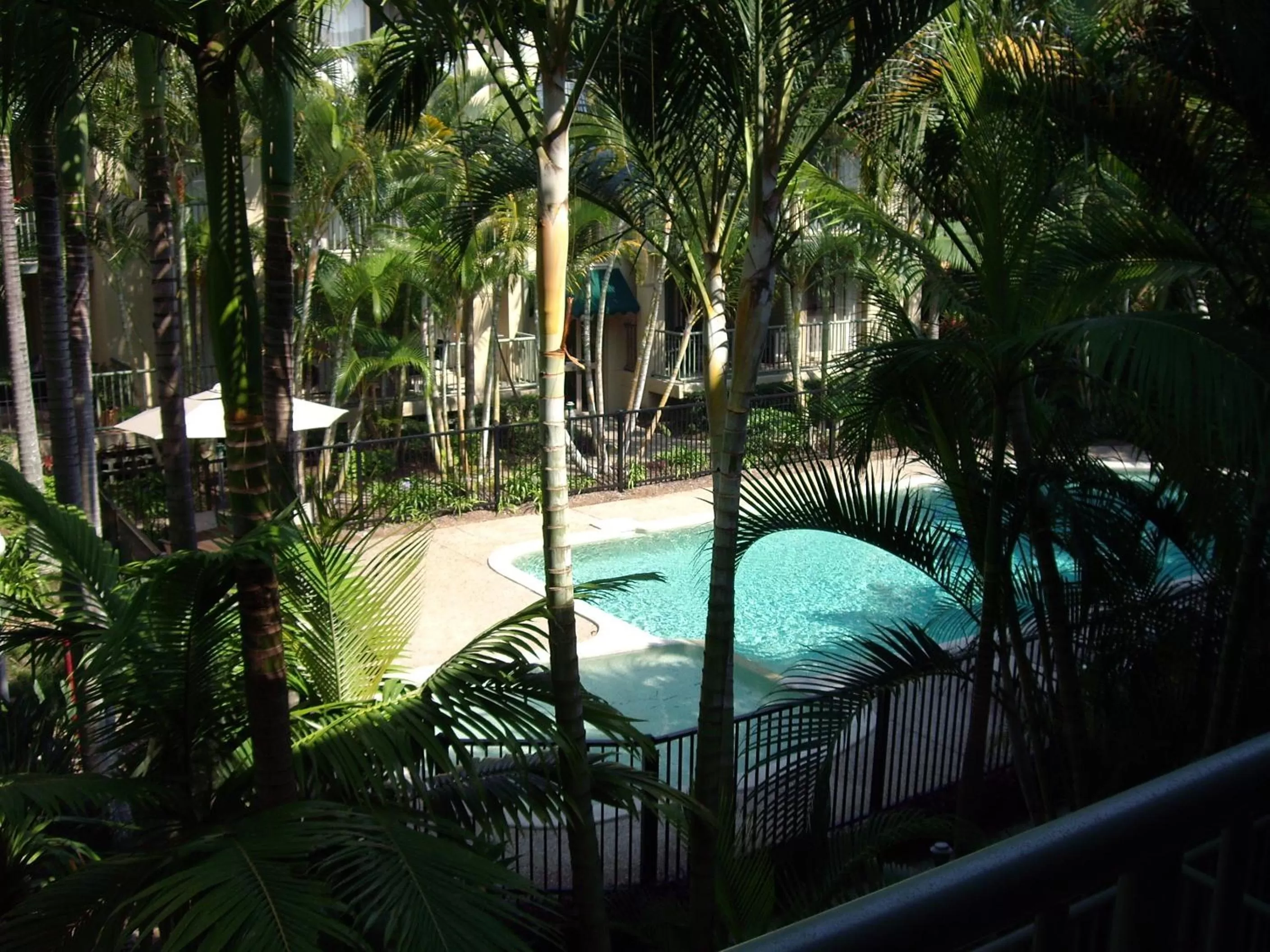 Two-Bedroom Apartment in Bila Vista Kirra Beachside Apartments