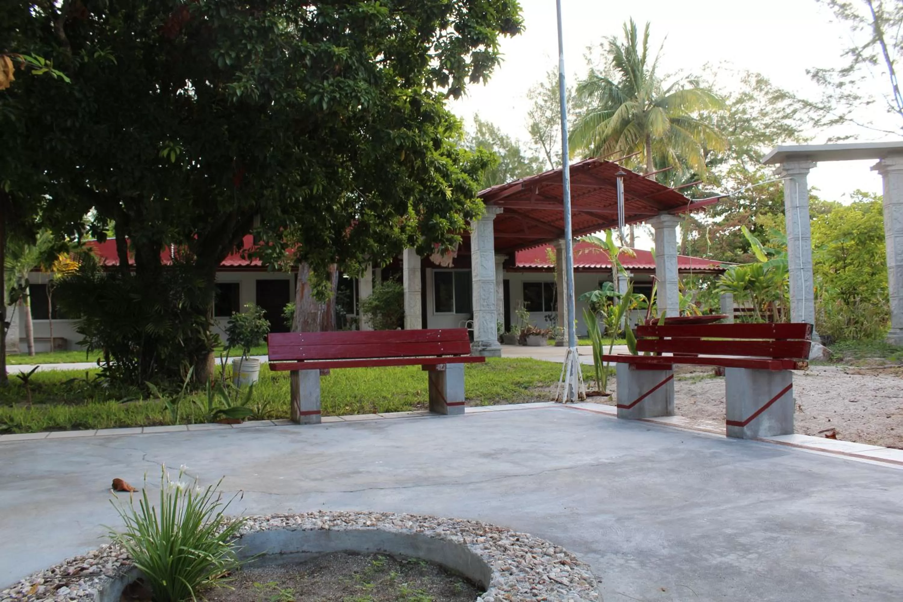 Garden in Freedom Shores "La Gringa" Hotel - Universally Designed