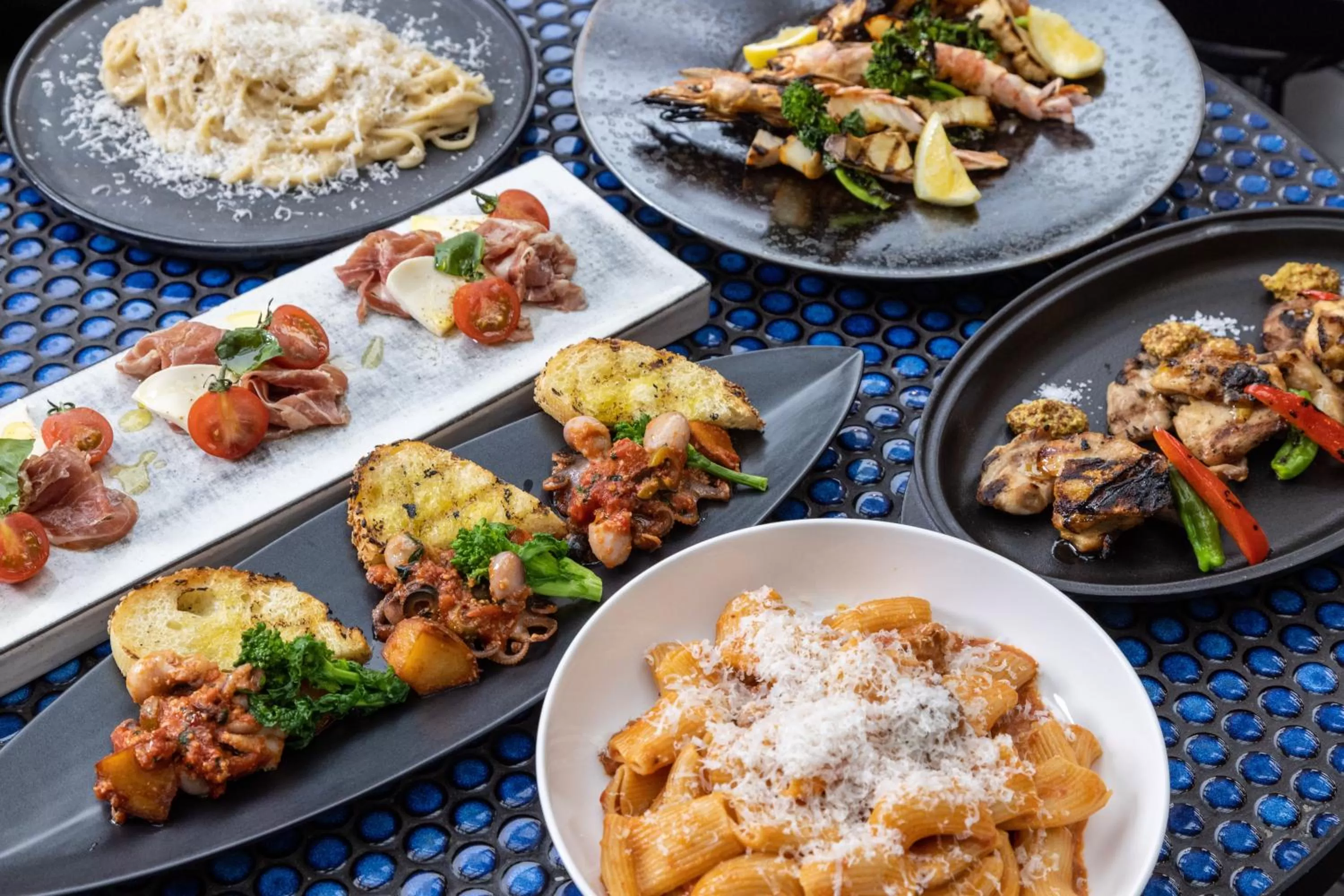 Restaurant/places to eat in Ace Hotel Kyoto