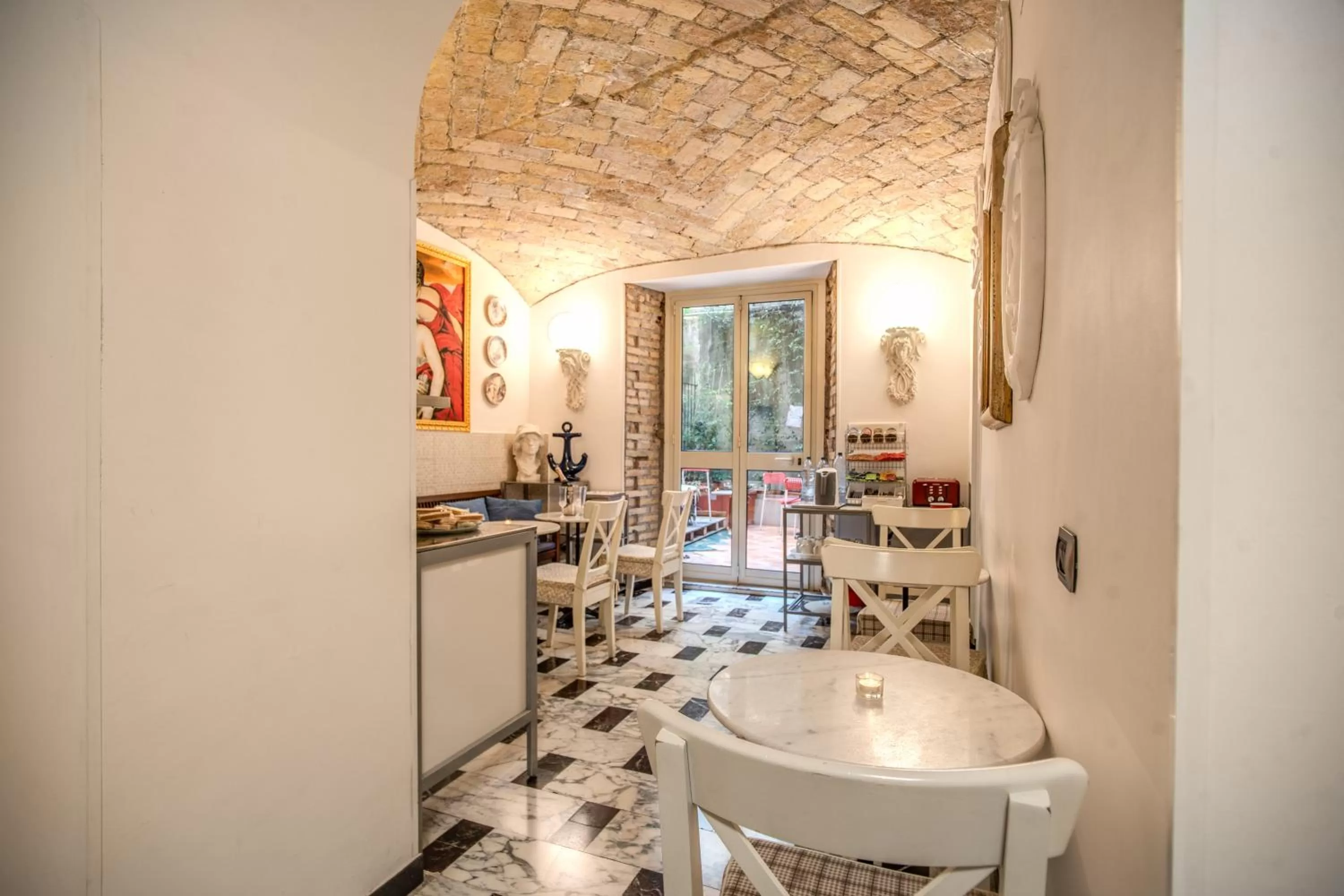 Breakfast in Nakissa Inn