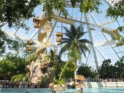 Aqua park, Pool View in B&B Les Tilleuls