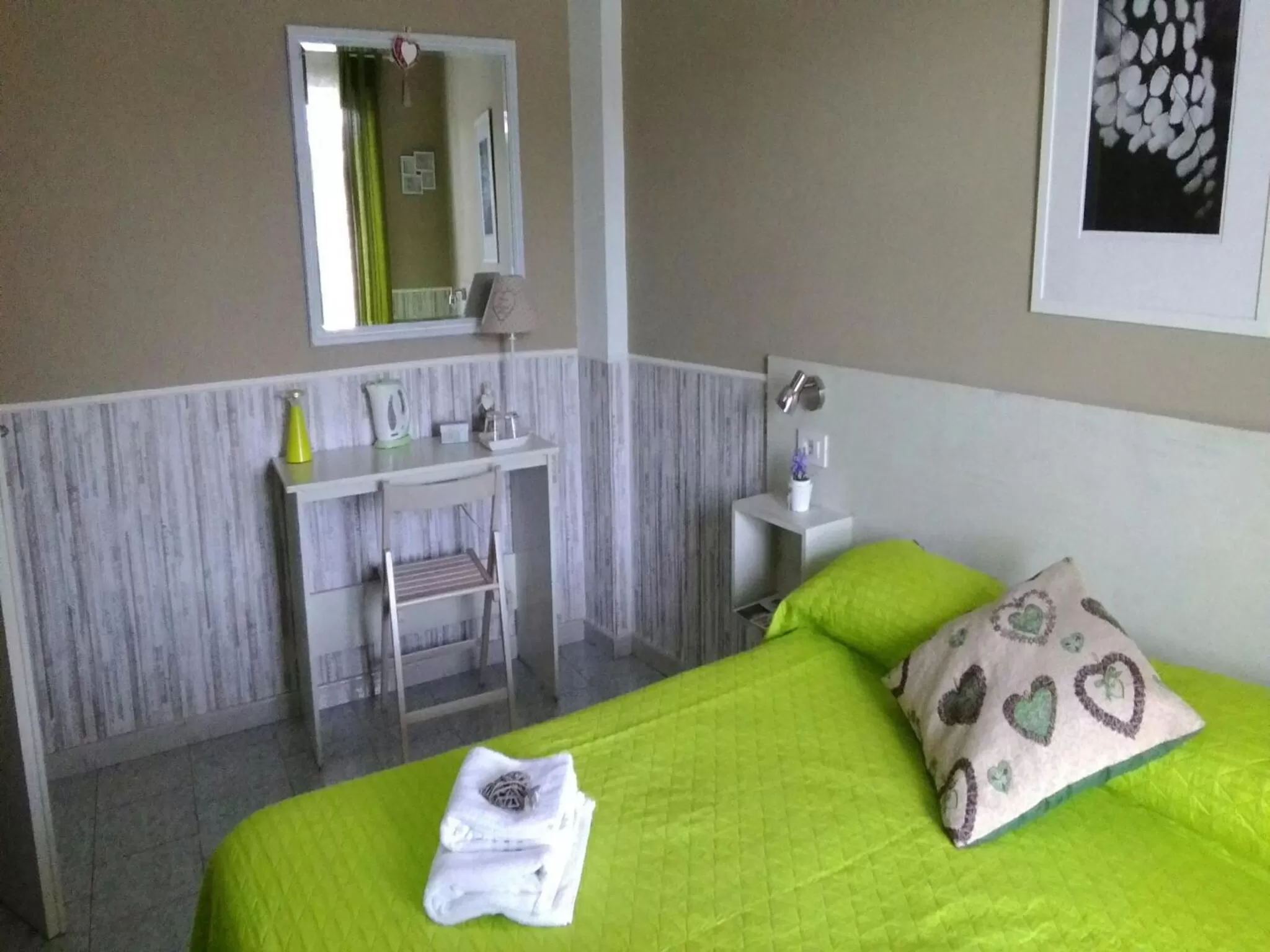 Bed in B&B Sweet Home Two Steps From The Ruins...