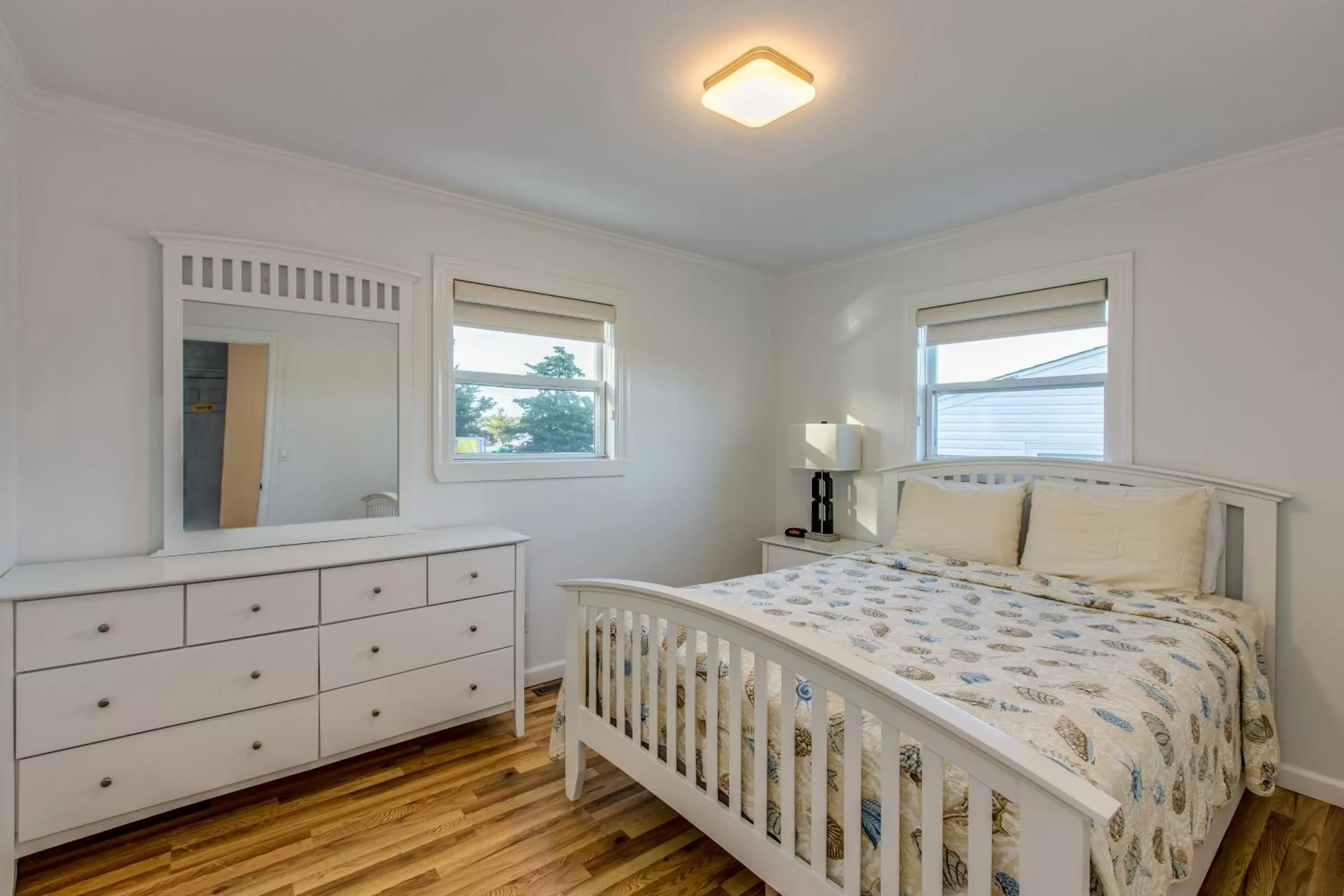 Bed in Colonial Shores Resort