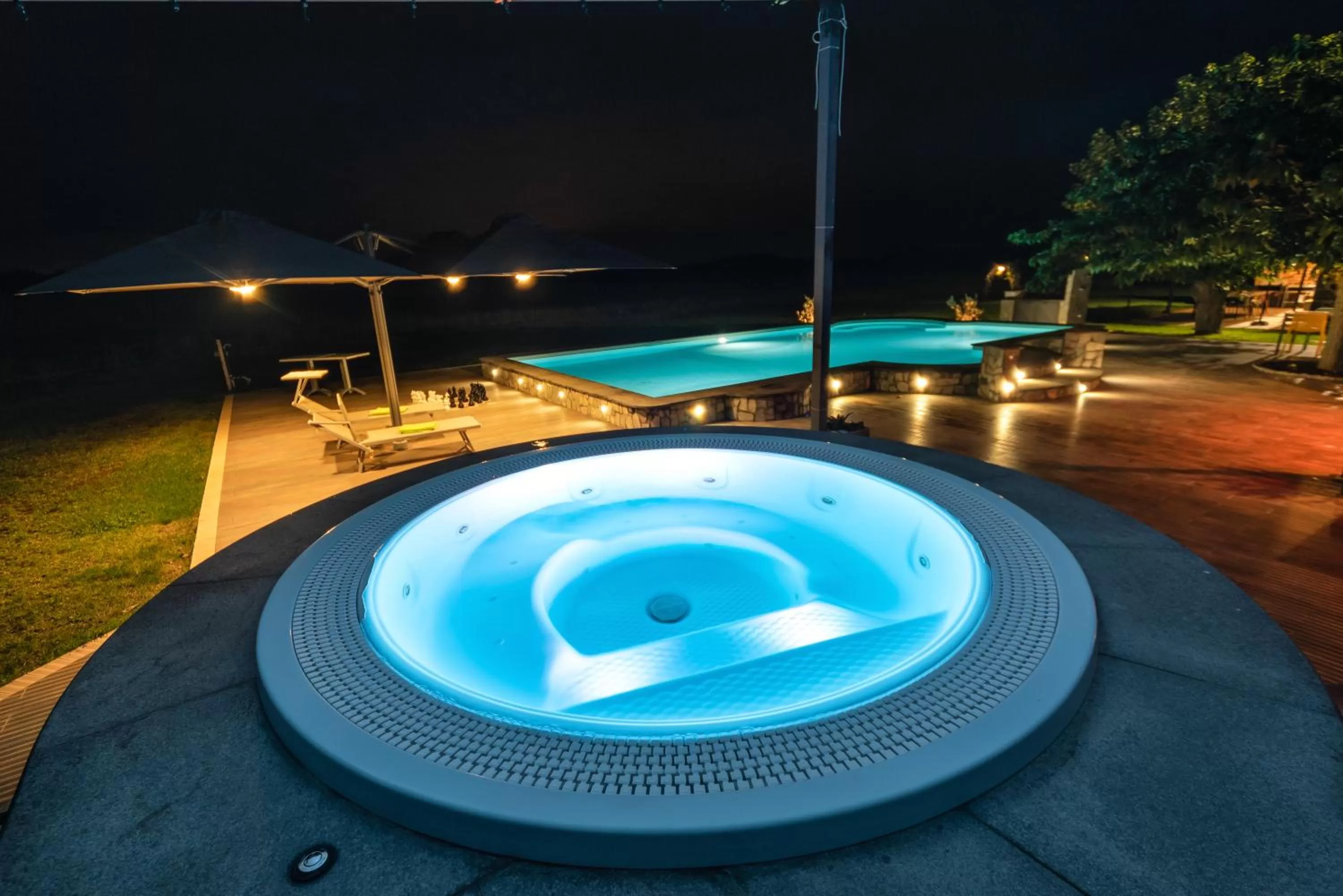 Hot Tub in Casale dei Gelsi