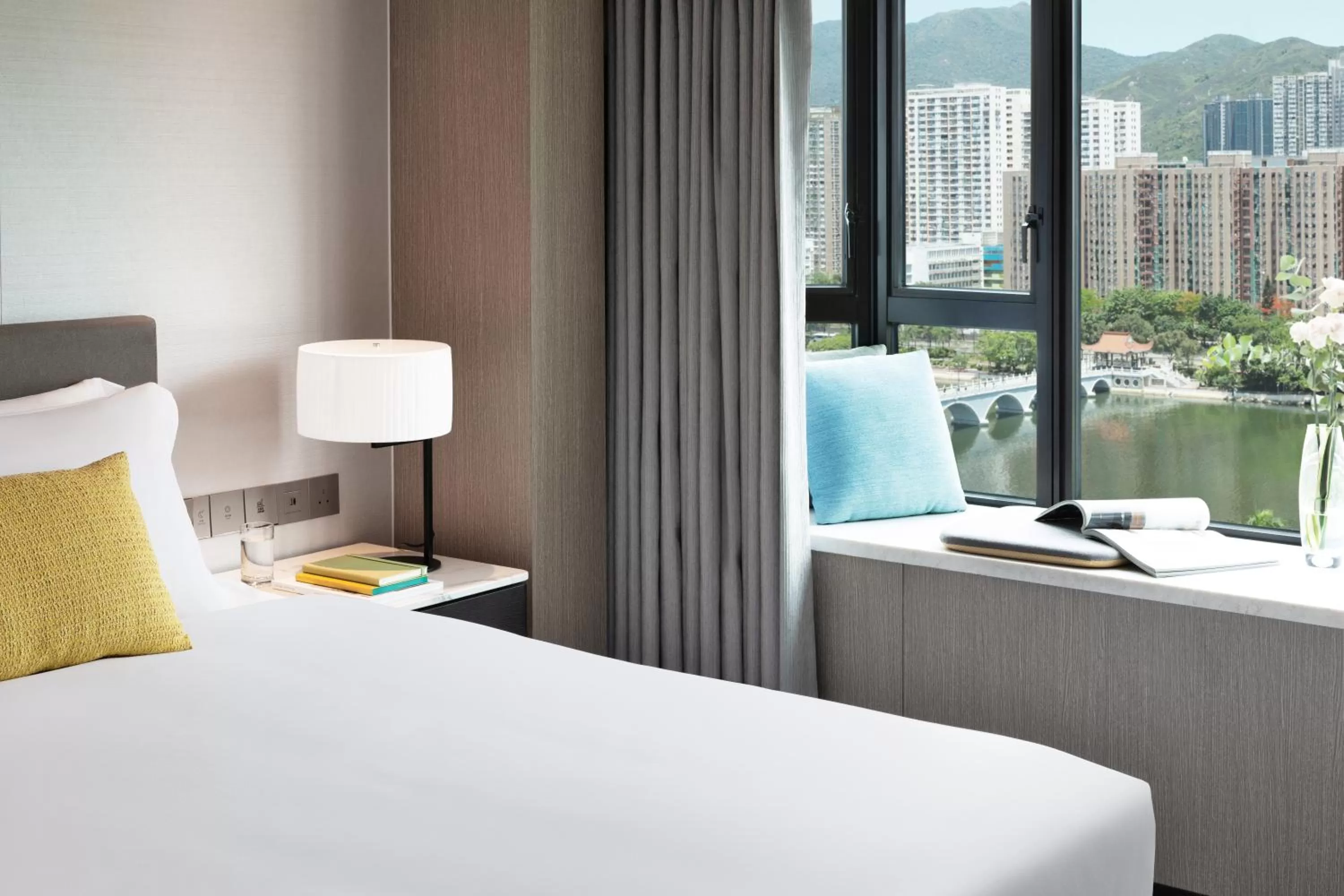 Bed in Royal Park Hotel