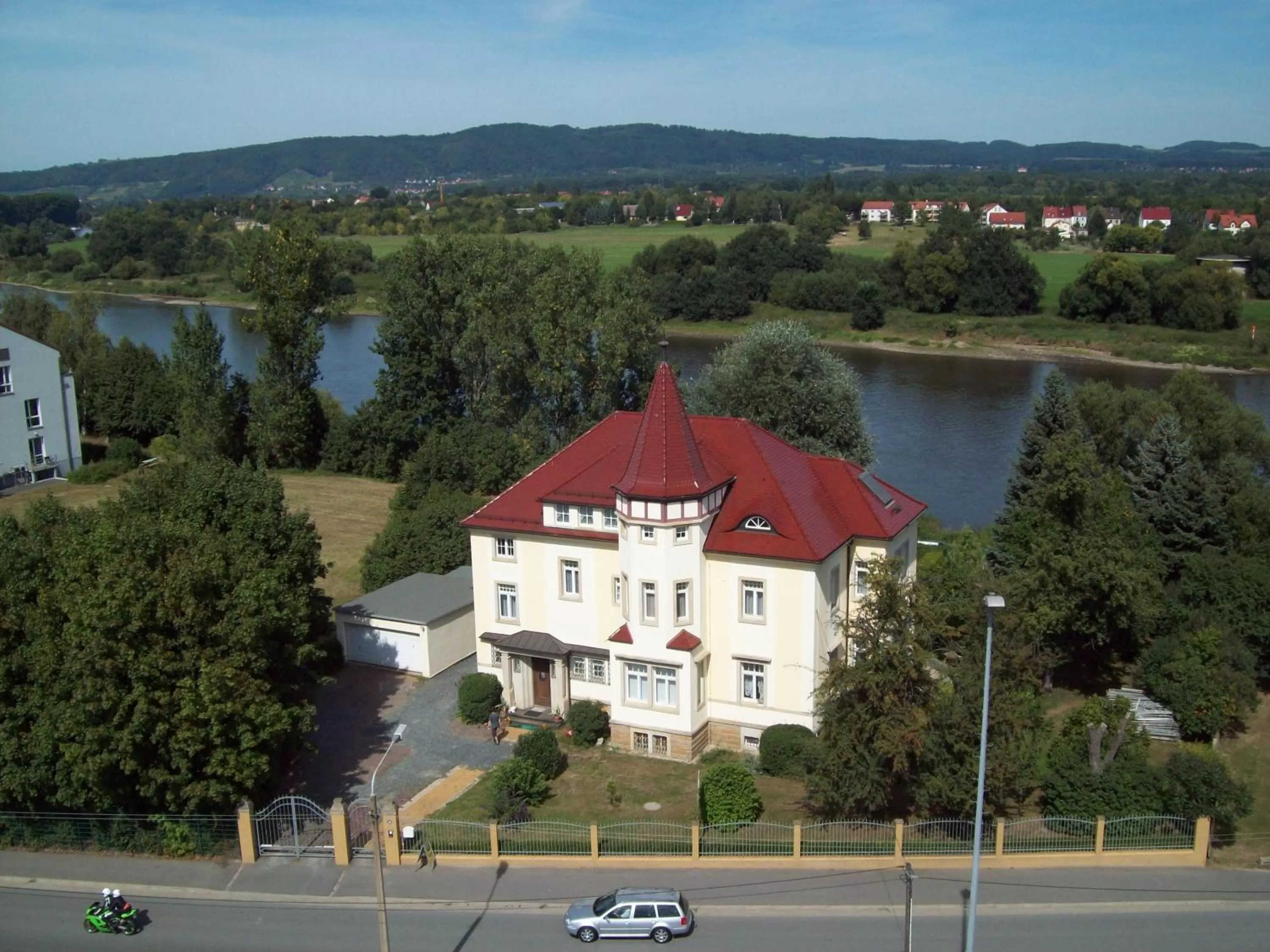 Facade/entrance, Bird's-eye View in Pension Villa Else