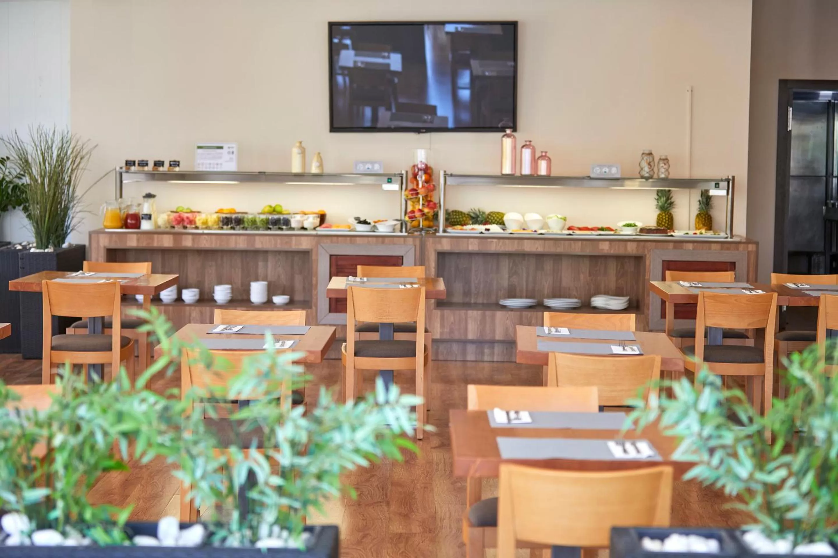 Continental breakfast in Nura Santa Ponsa & Spa