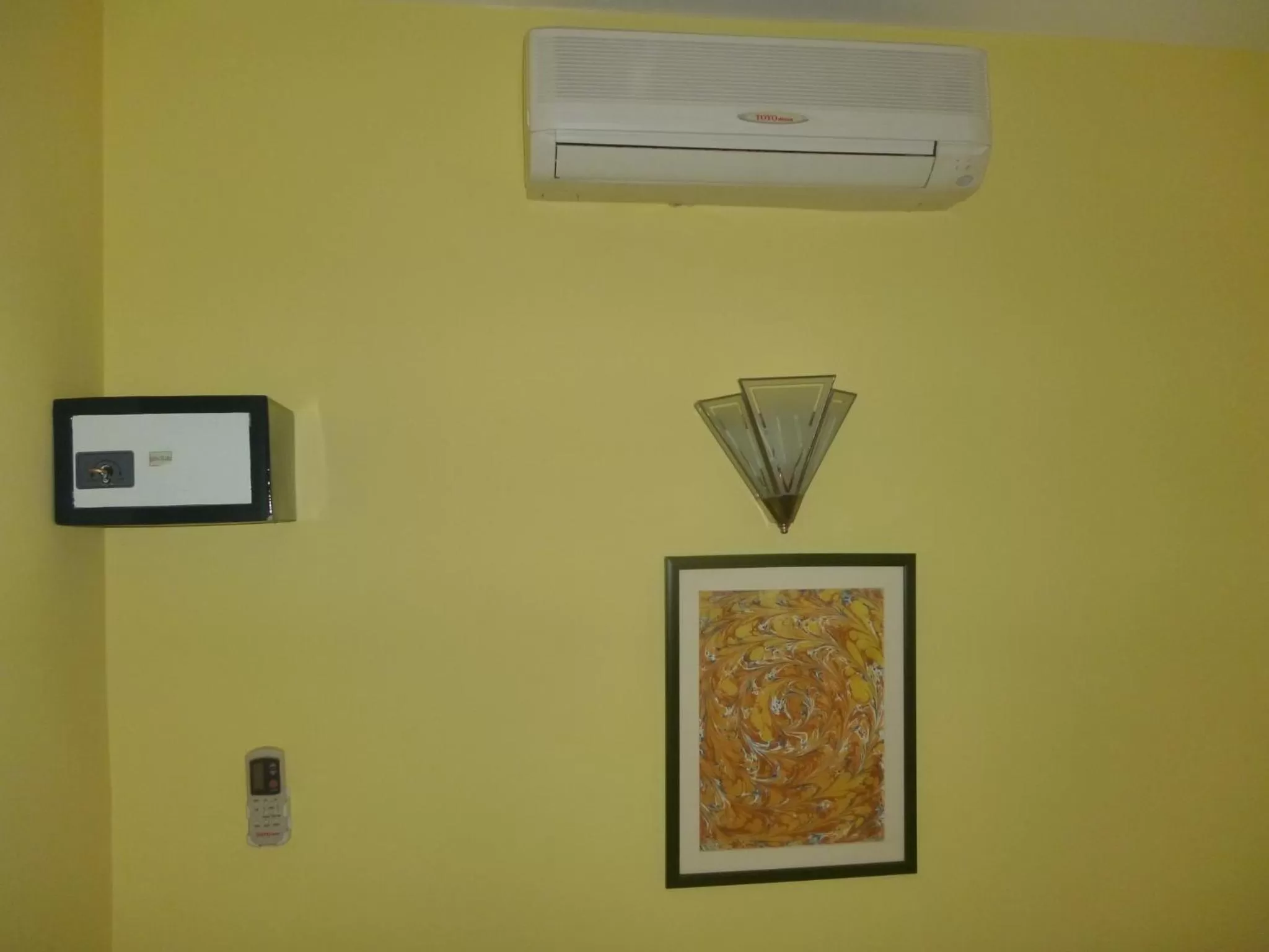 Bedroom in Frankfurt Hotel