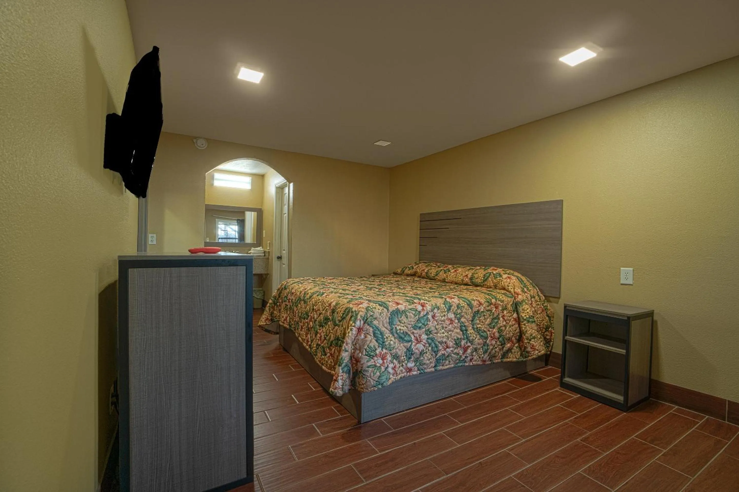 Bedroom in Days Inn by Wyndham Aransas Pass