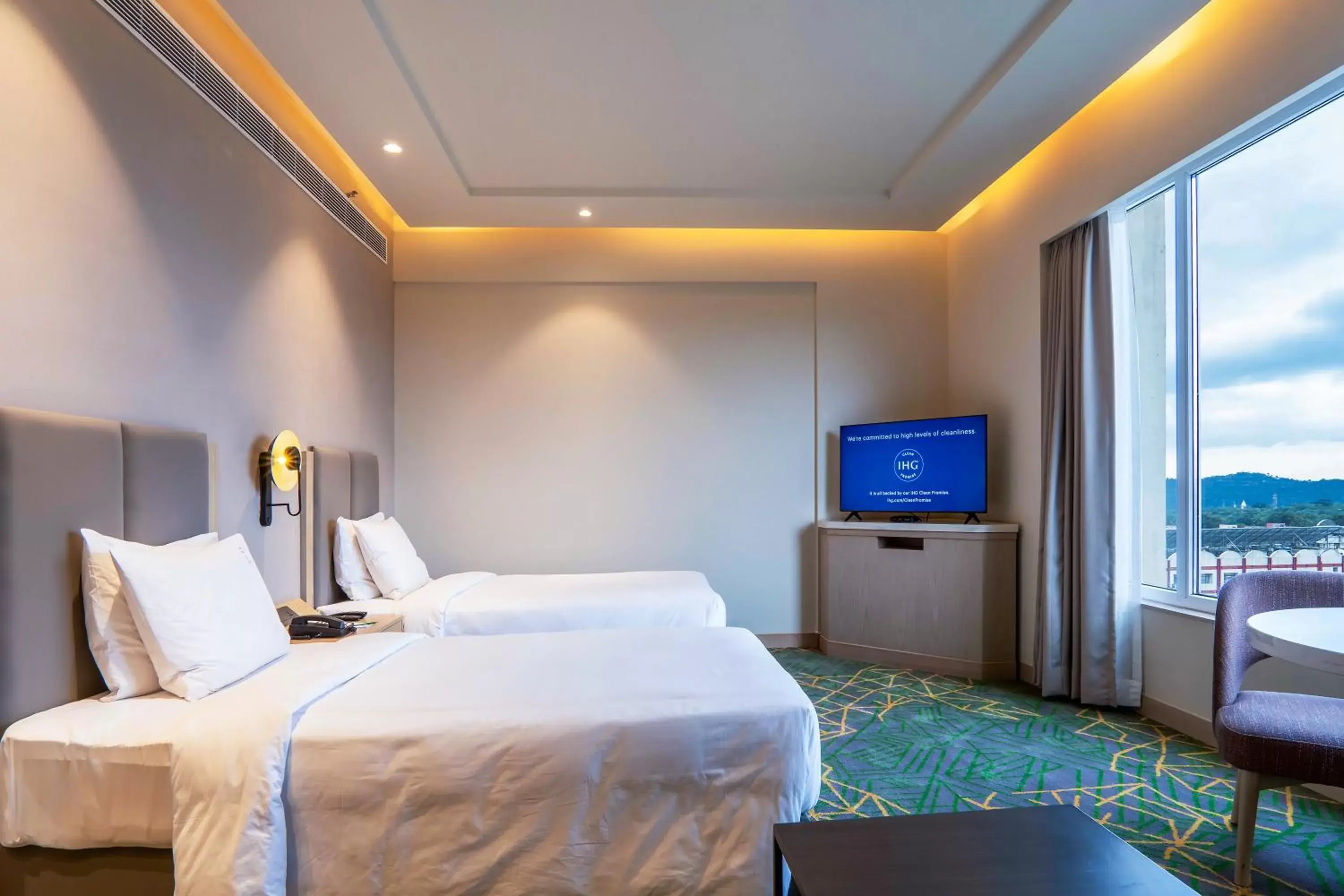 Standard Twin Room - Smoking (Early Check-in ( 1100 hrs), F&SB discount 15%) - subject to availability in Holiday Inn Katra Vaishno Devi by IHG Standard Twin Room - Smoking (Early Check-in ( 1100 hrs), F&SB discount 15%) - subject to availability in Holiday Inn Katra Vaishno Devi by IHG