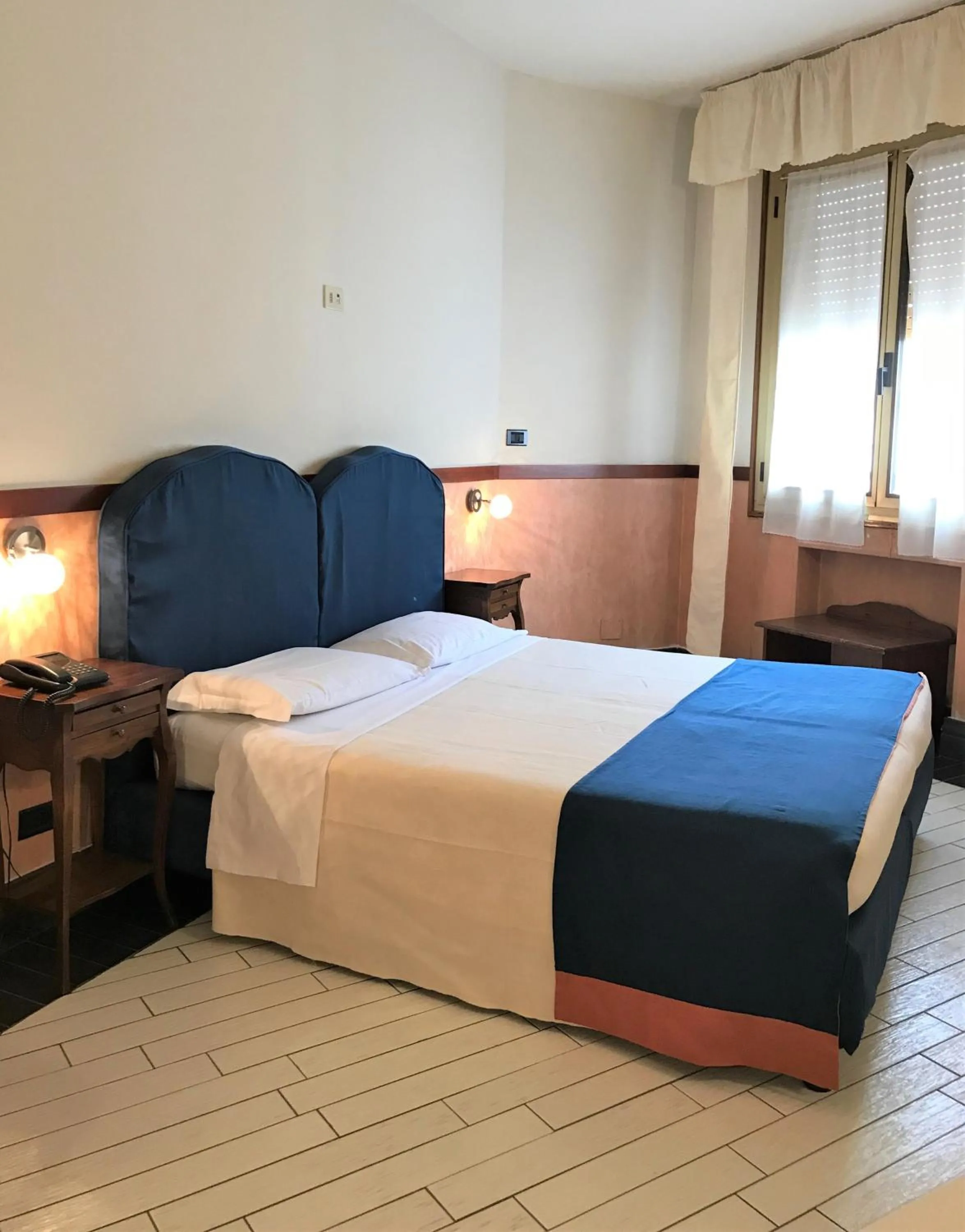 Bedroom, Bed in Hotel San Felice