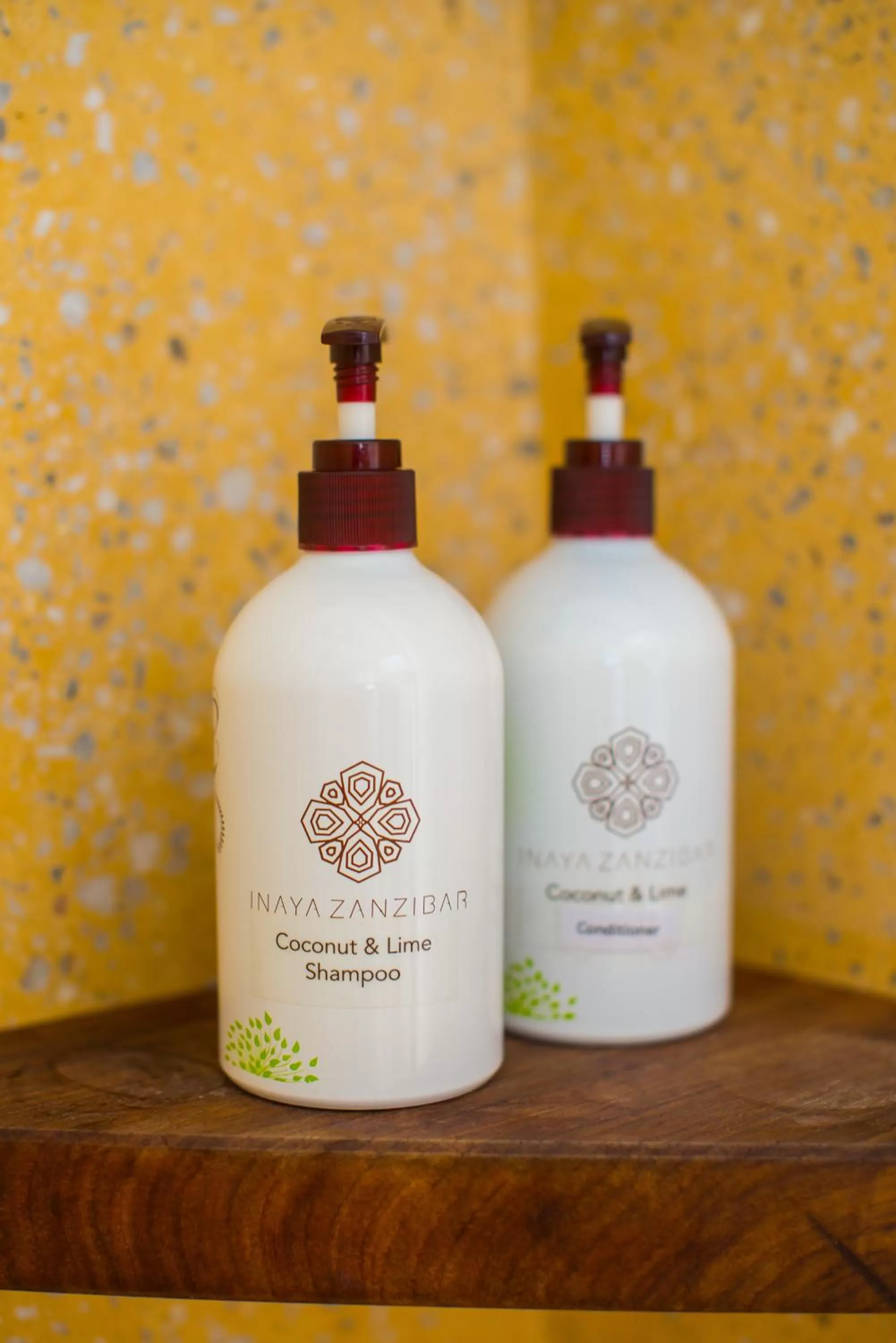 Decorative detail, Drinks in Warere Beach