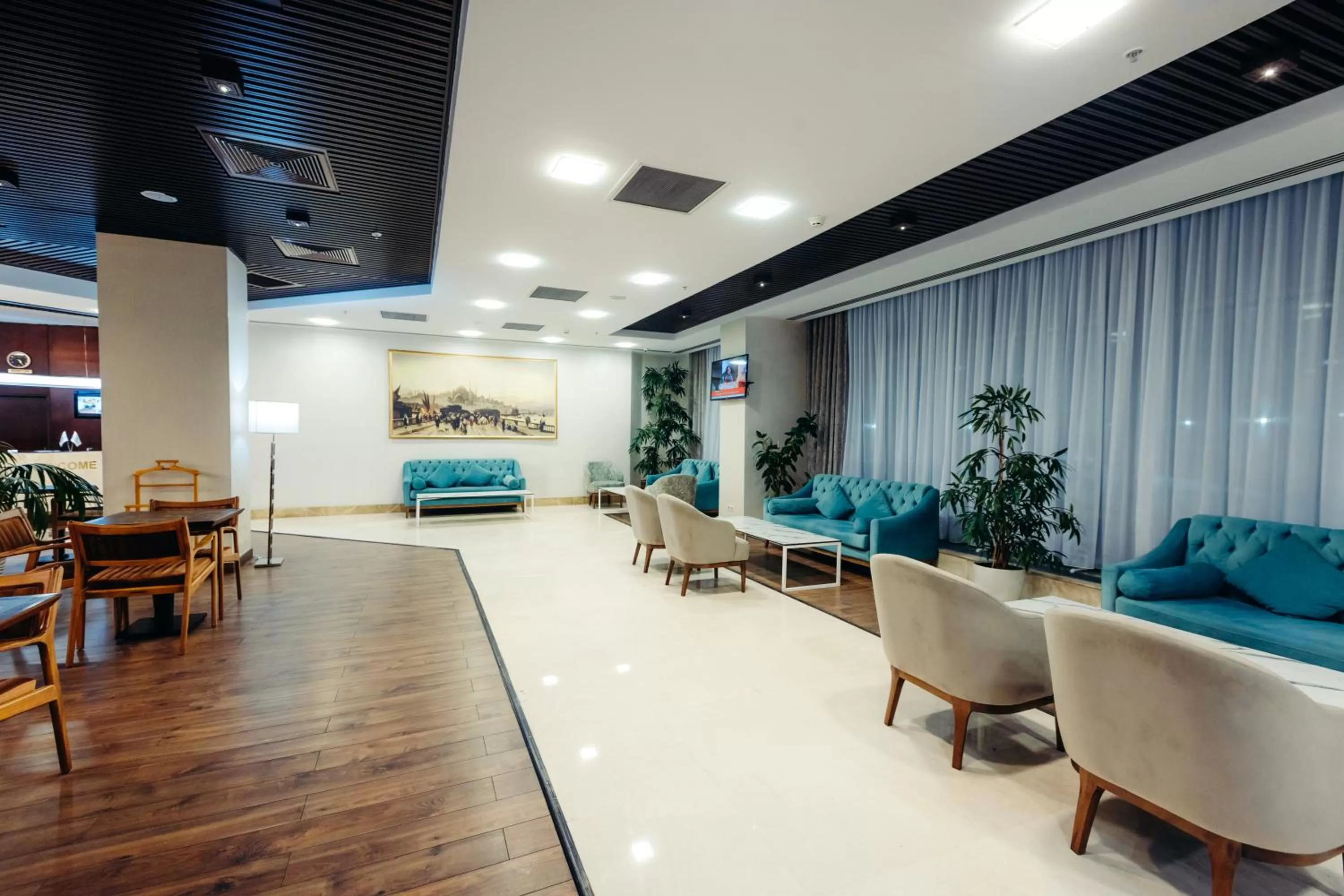 Lobby or reception in Dedeman Oskemen Hotel