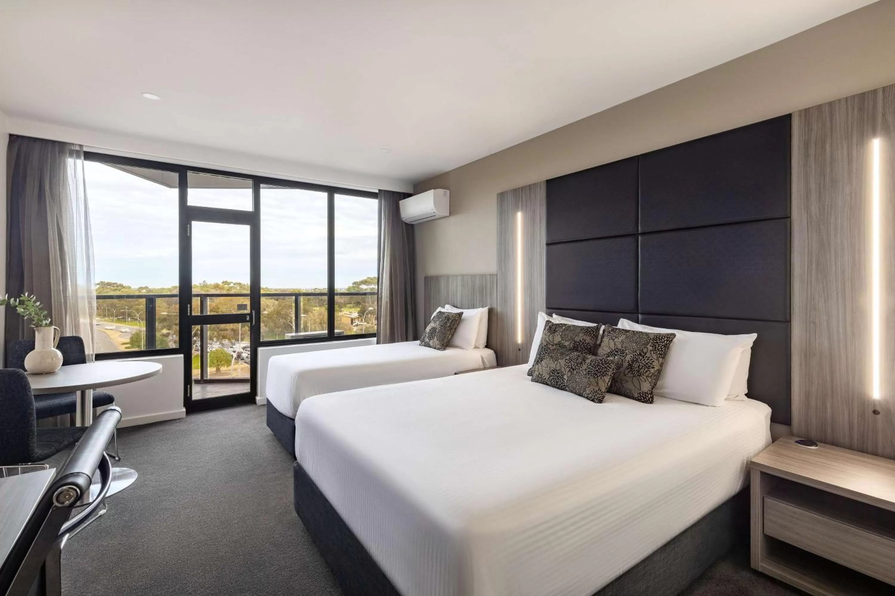 Property building, Bed in Rydges South Park Adelaide