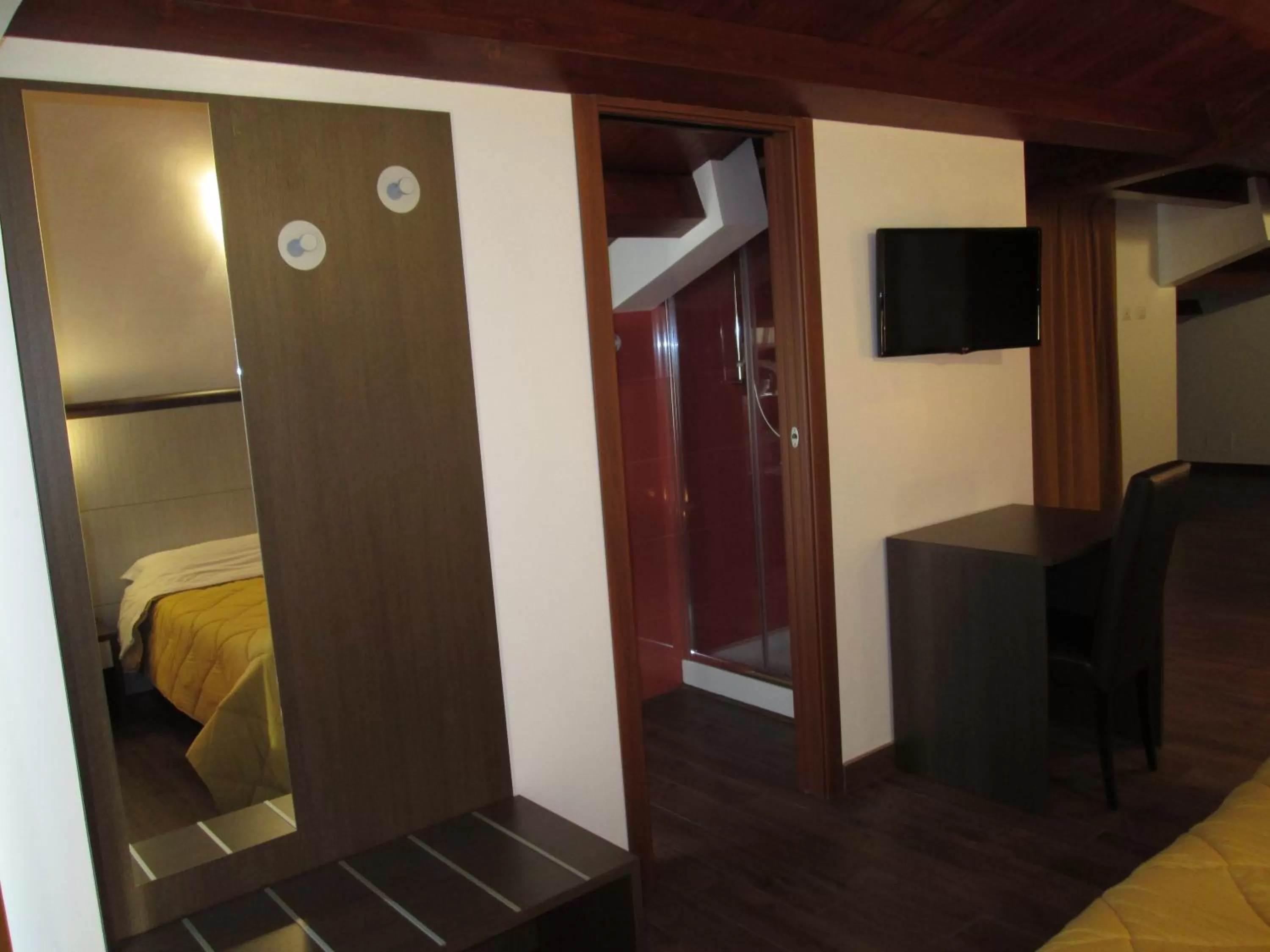 TV and multimedia, Bed in B&B Elisir