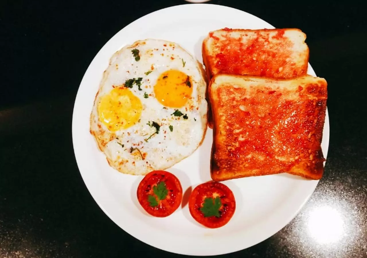 Restaurant/places to eat, Food in Hotel Planet Four