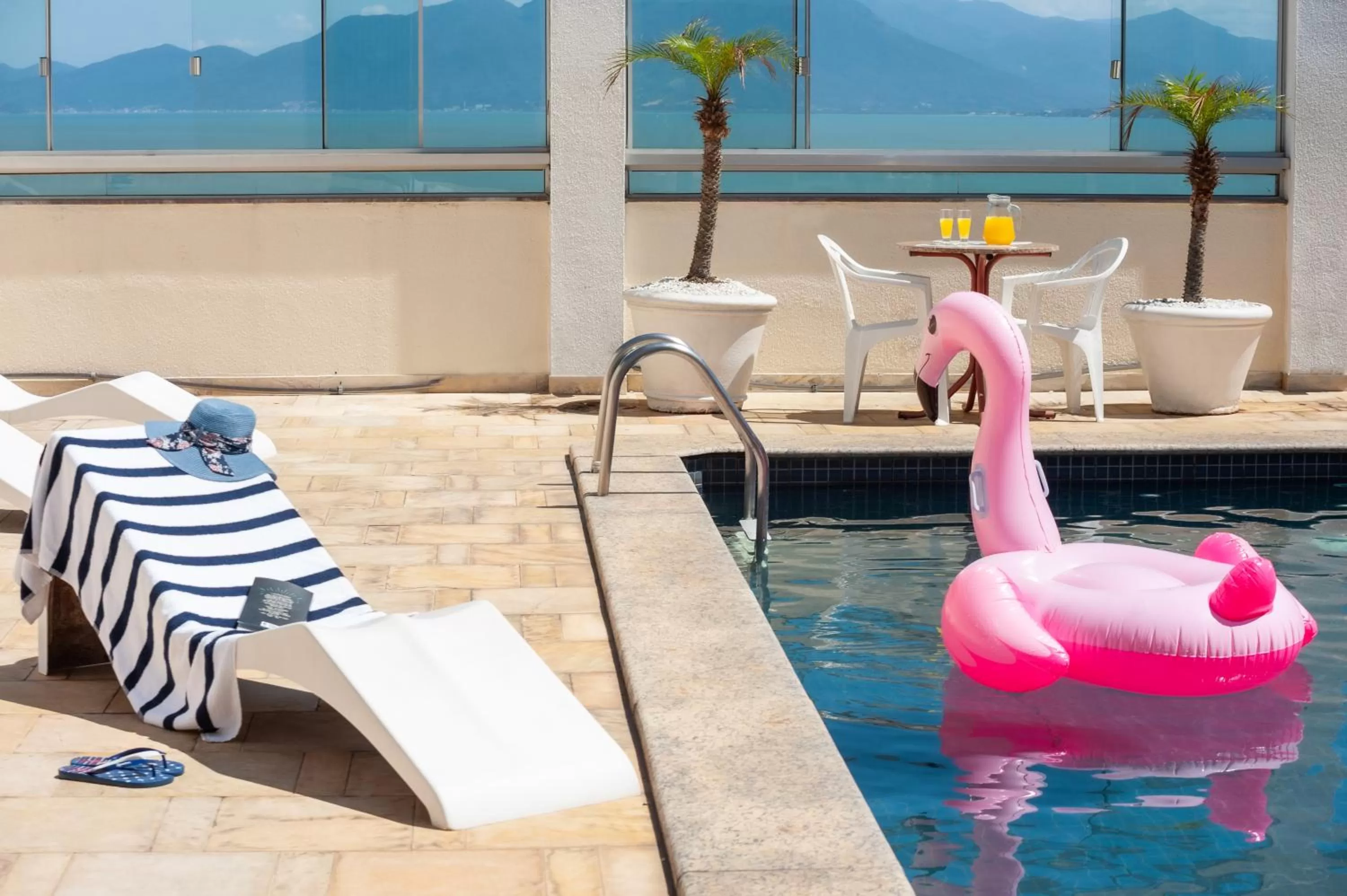 Swimming pool in Rede Andrade Cecomtur