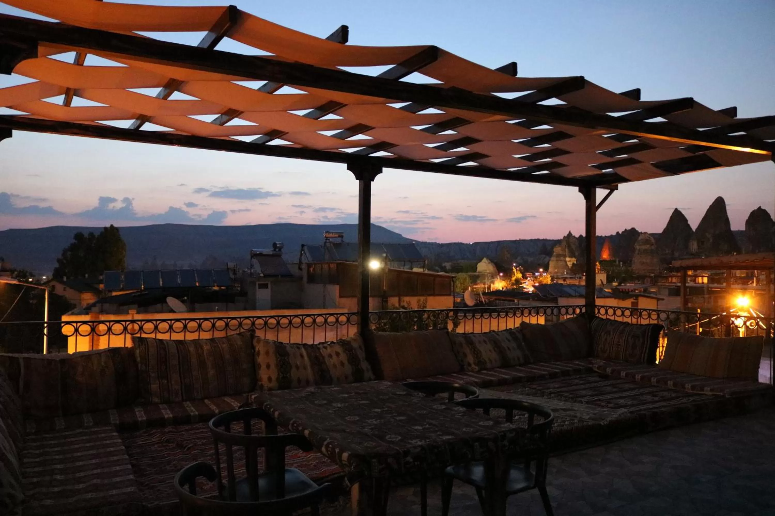 Restaurant/places to eat in Epoch Stone House