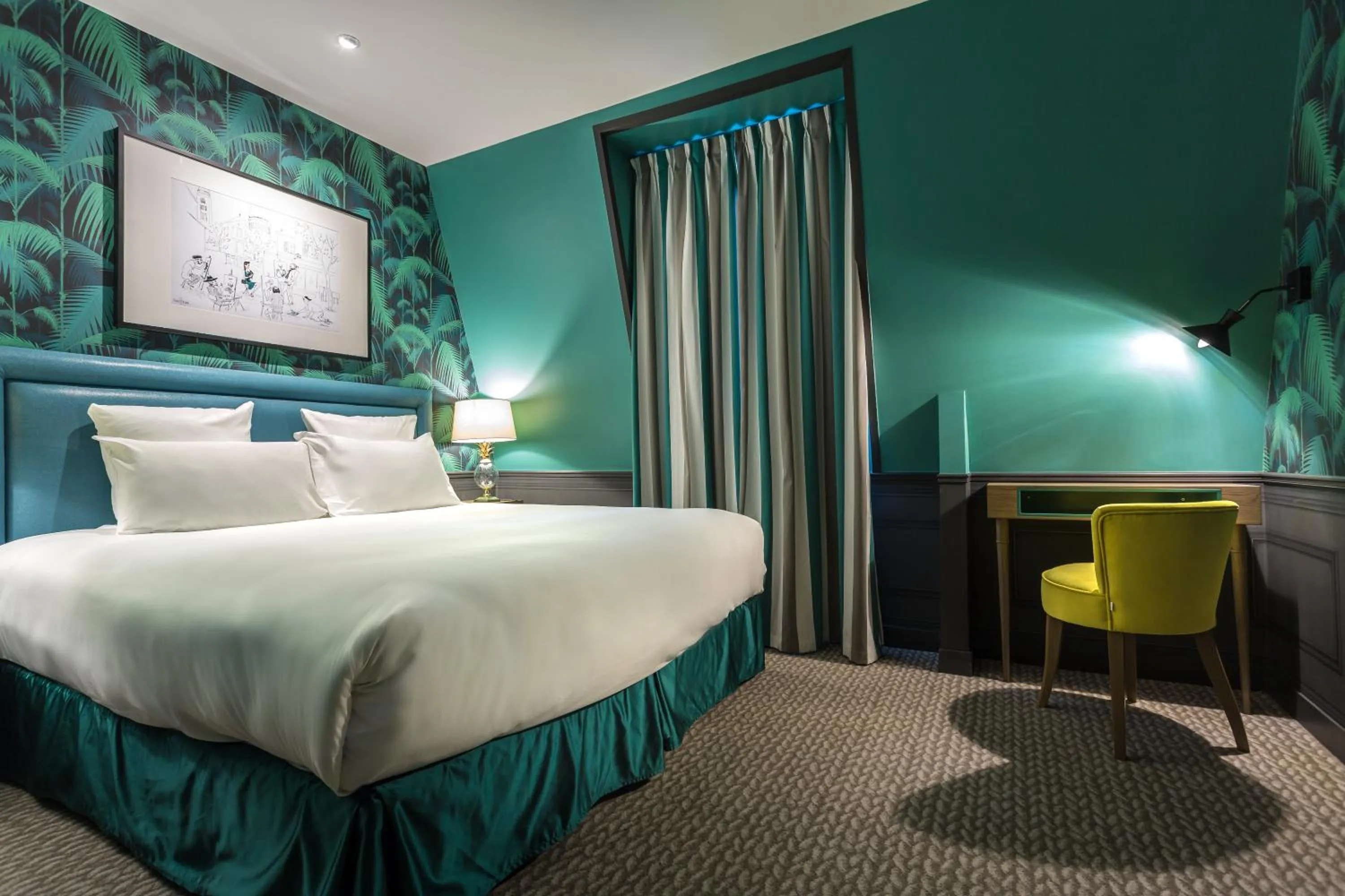 Bedroom, Bed in Hôtel La Parizienne - Proche Montparnasse