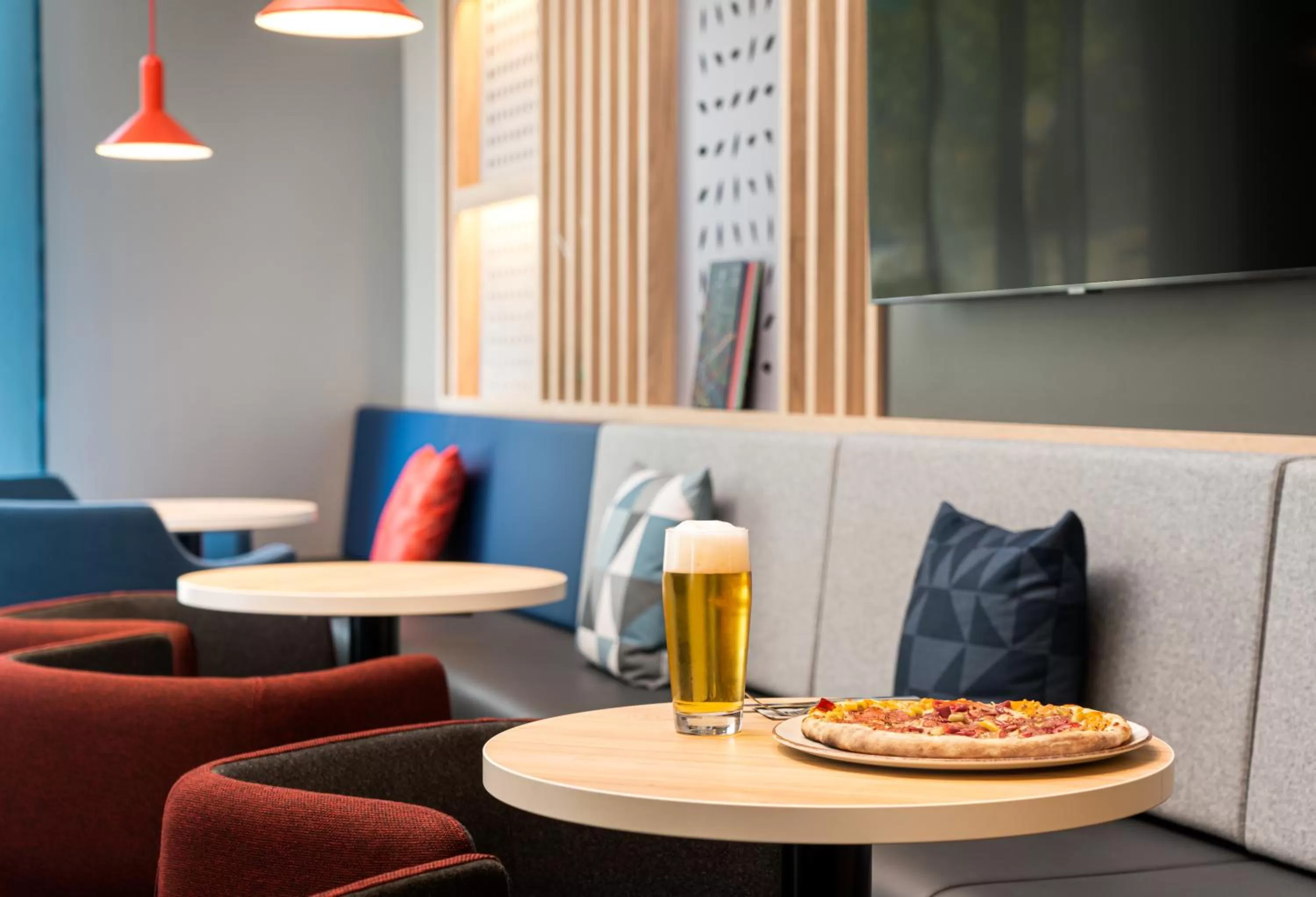 Restaurant/places to eat in Holiday Inn Express - Rosenheim by IHG